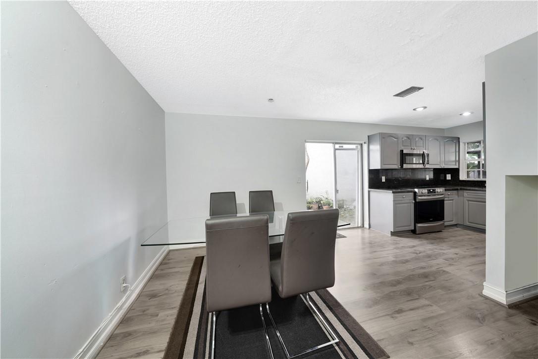 2710 River Run Circle East