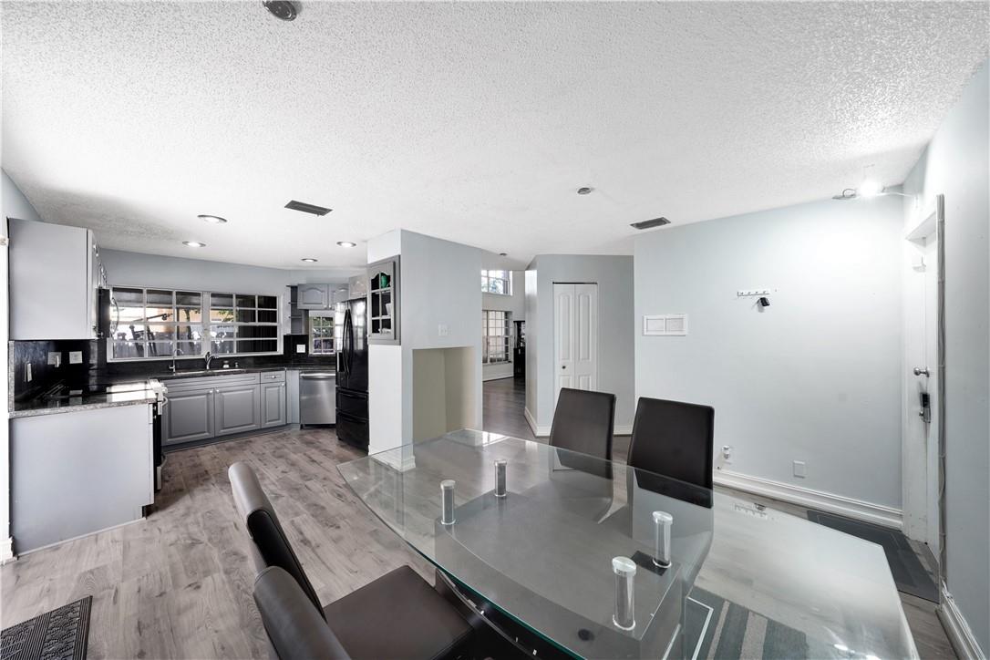 2710 River Run Circle East