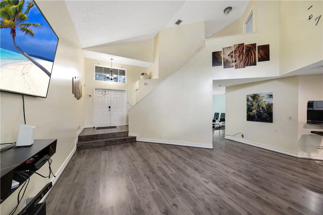 2710 River Run Circle East