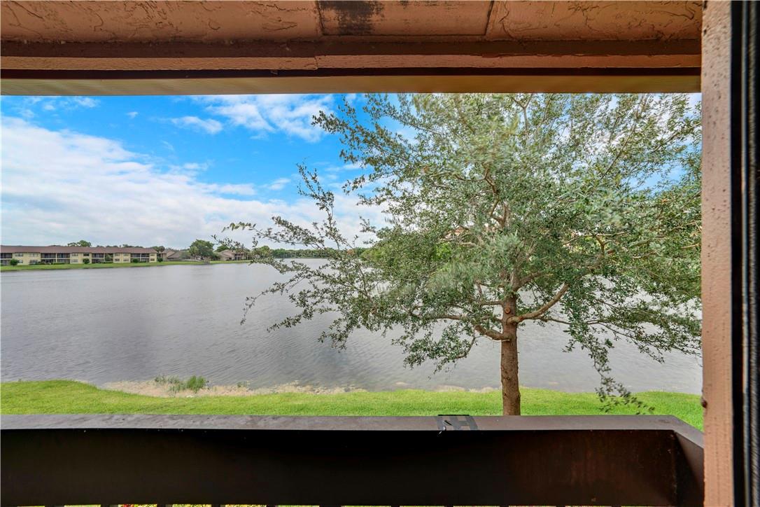 10003 Winding Lake Road 202