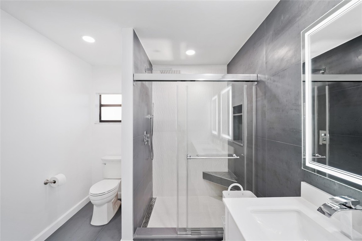 561 SW 168th Terrance