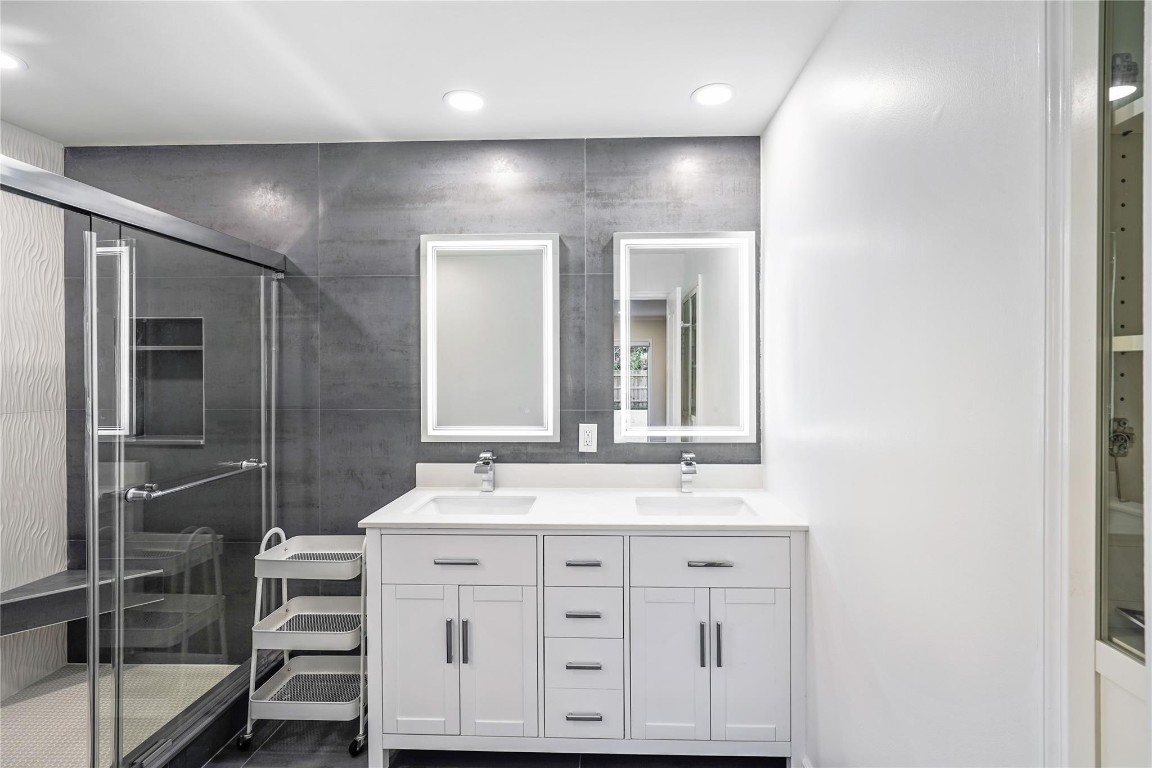 561 SW 168th Terrance