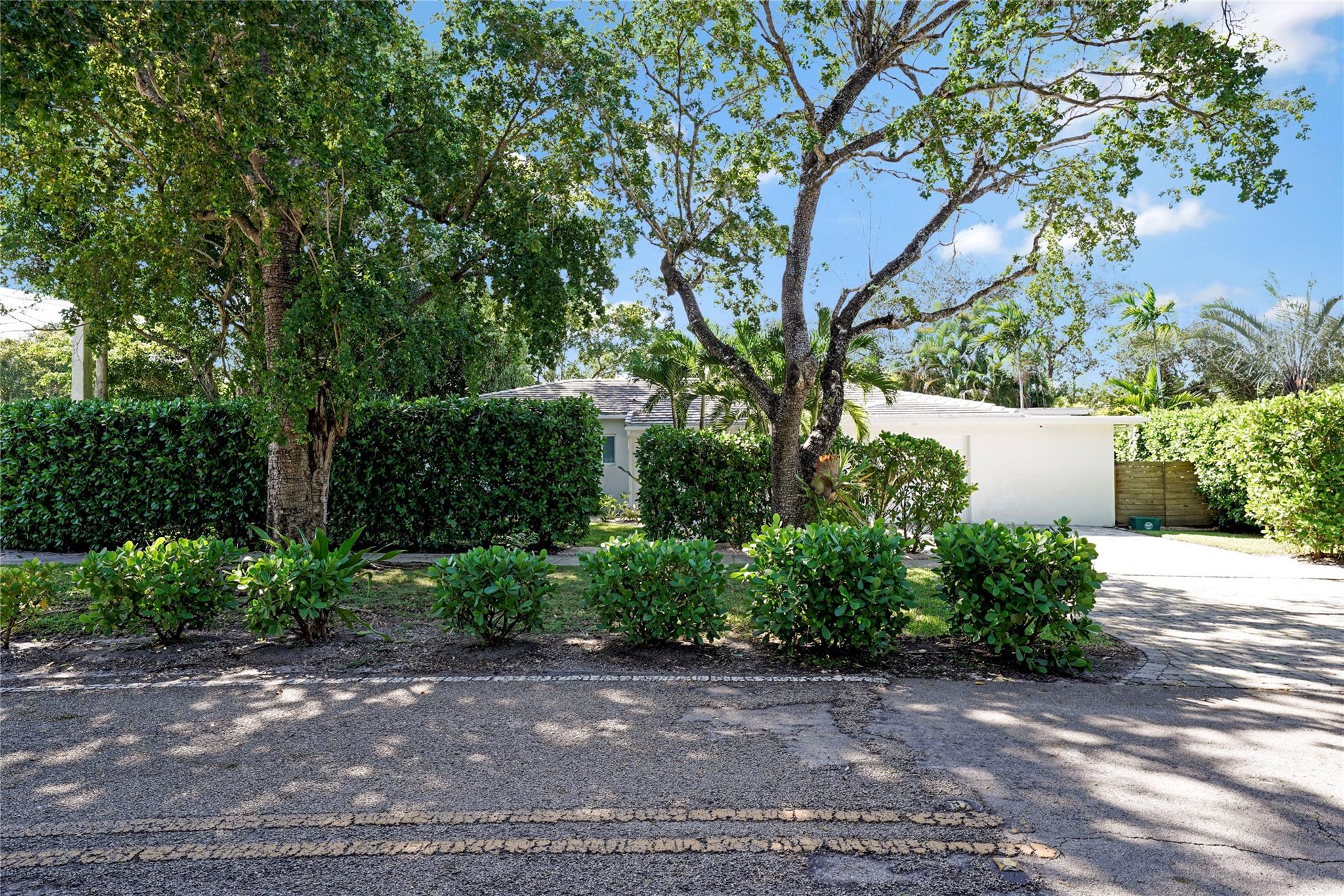 580 NE 106th Street