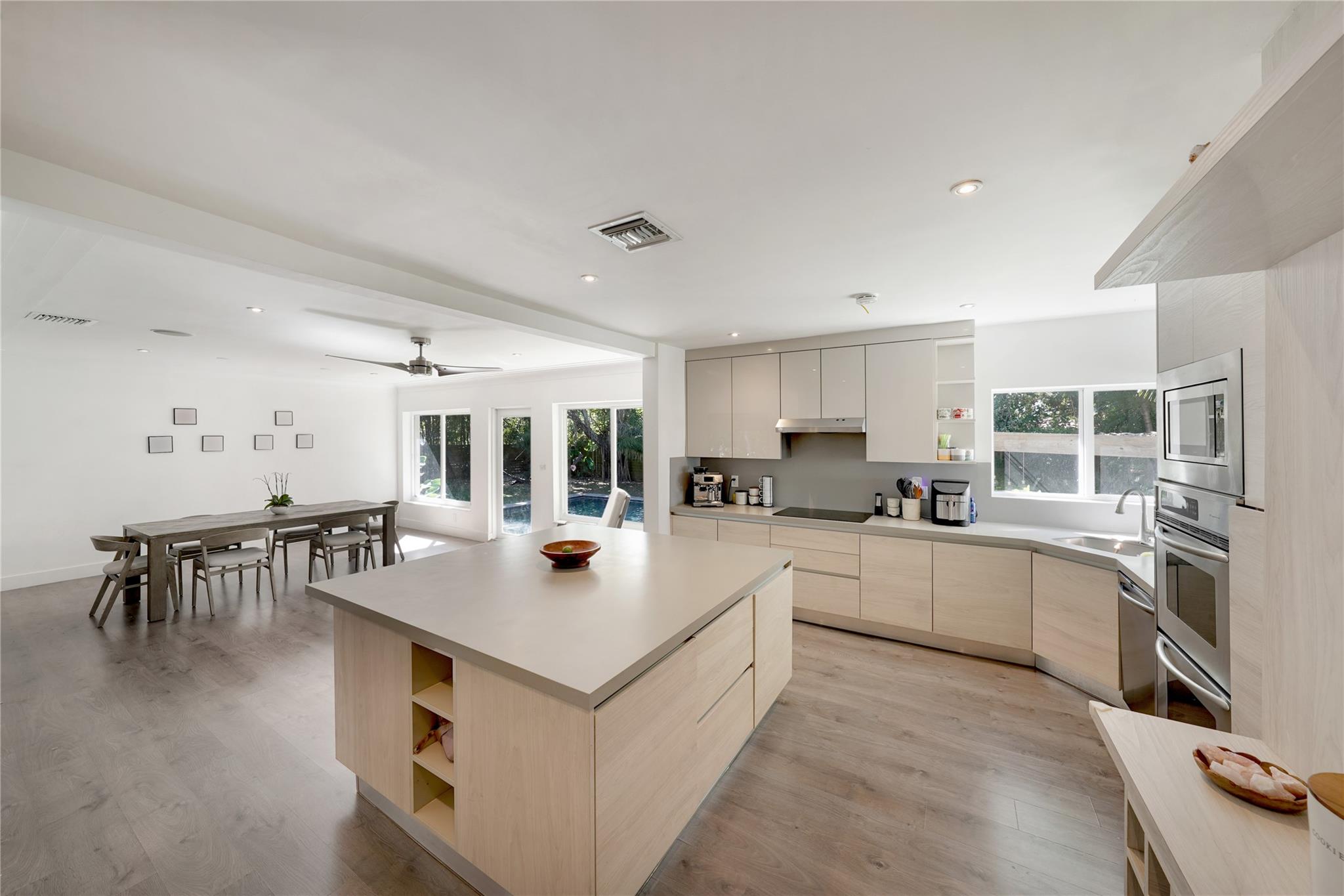 580 NE 106th Street