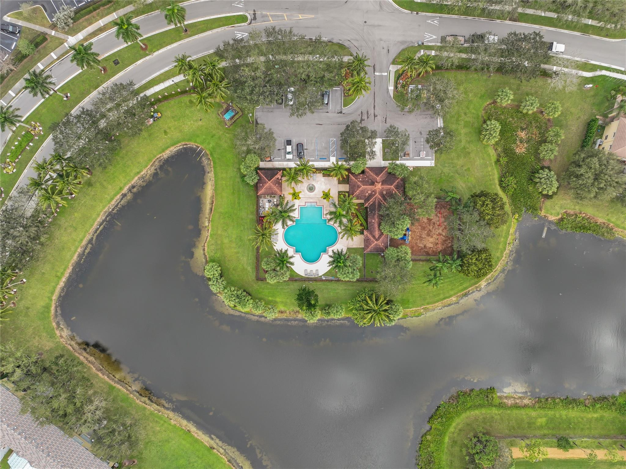 6146 Spring Isles Blvd