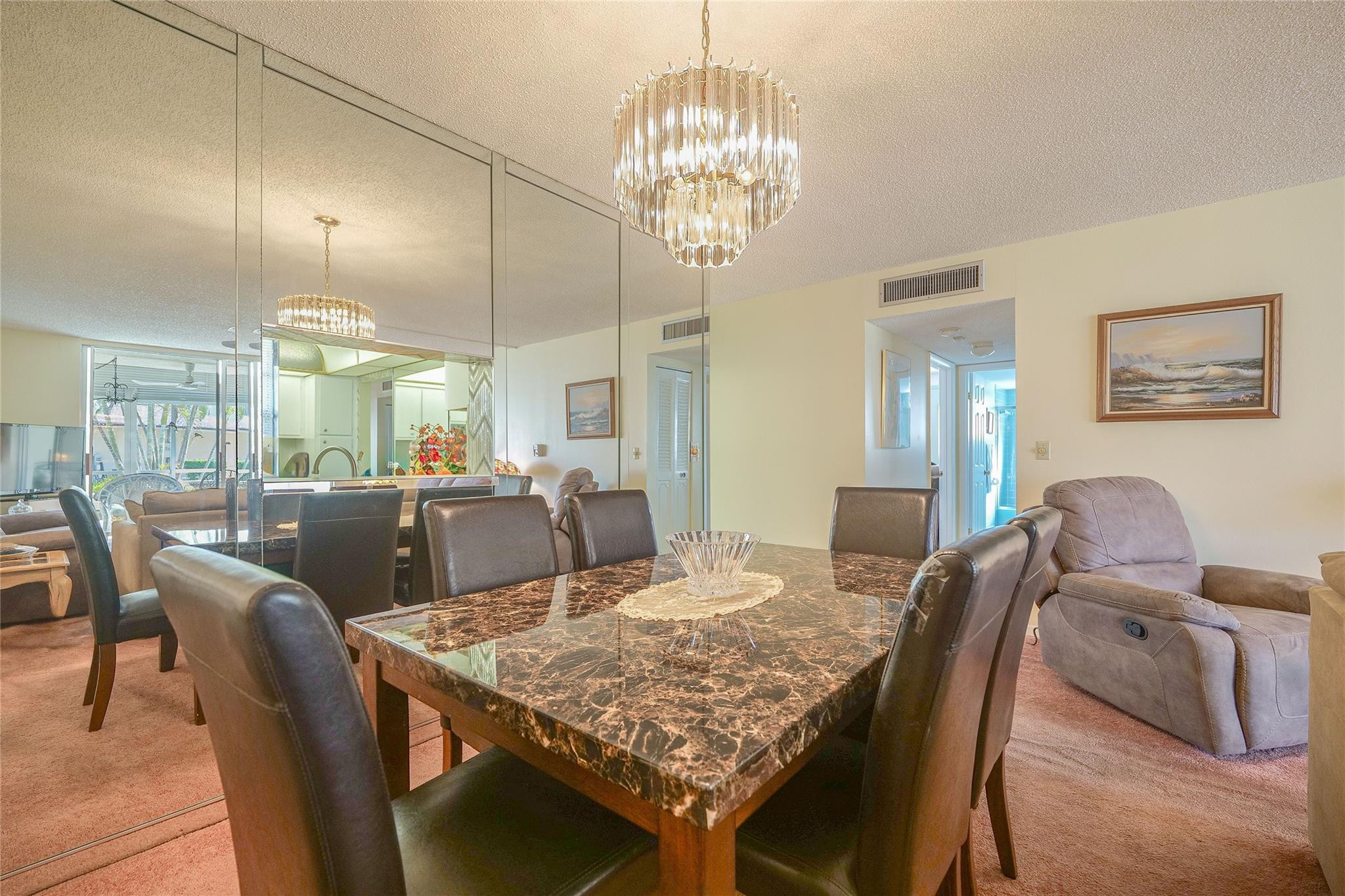 414 SE 10th St 101
