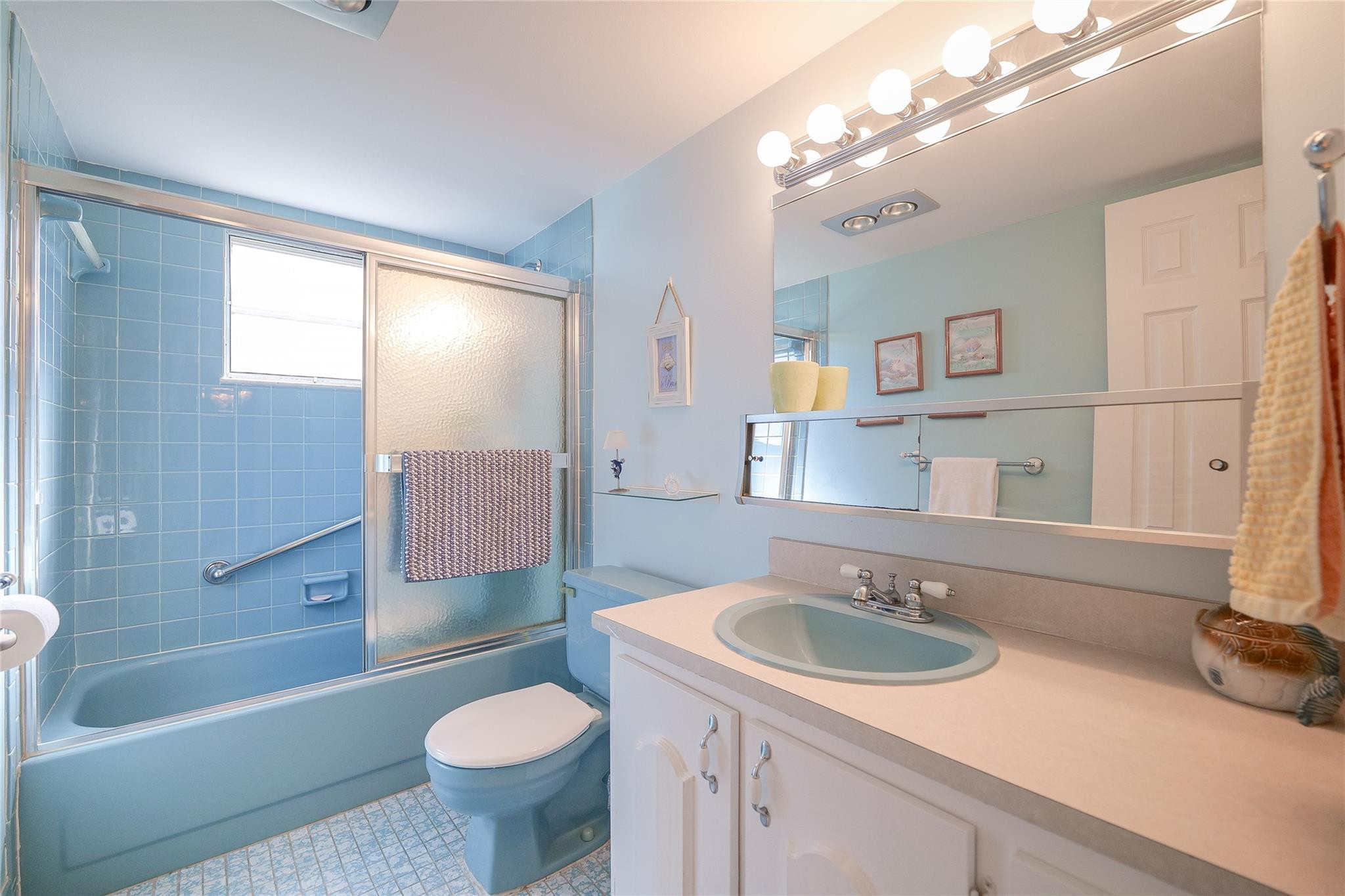 414 SE 10th St 101