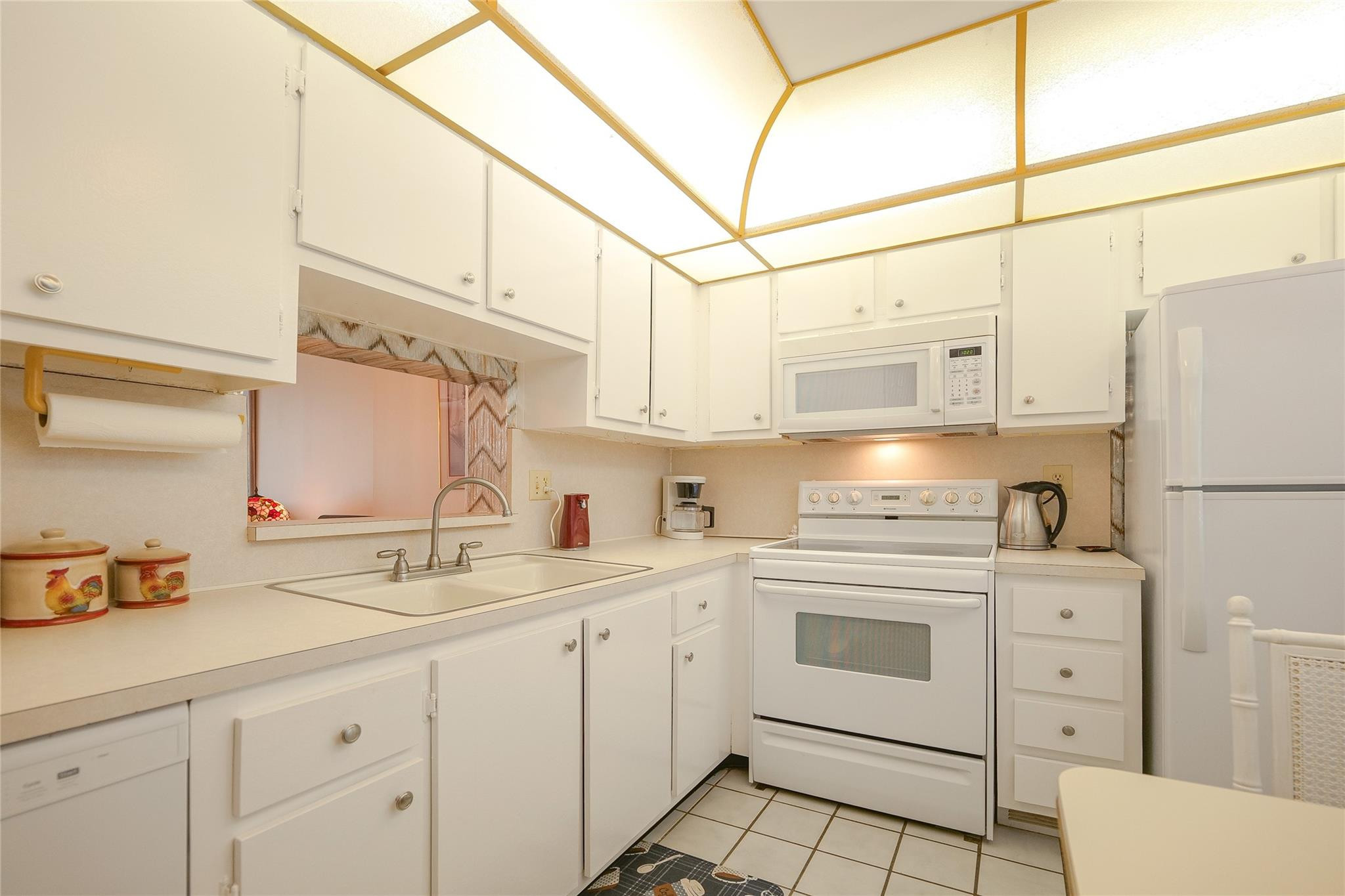 414 SE 10th St 101