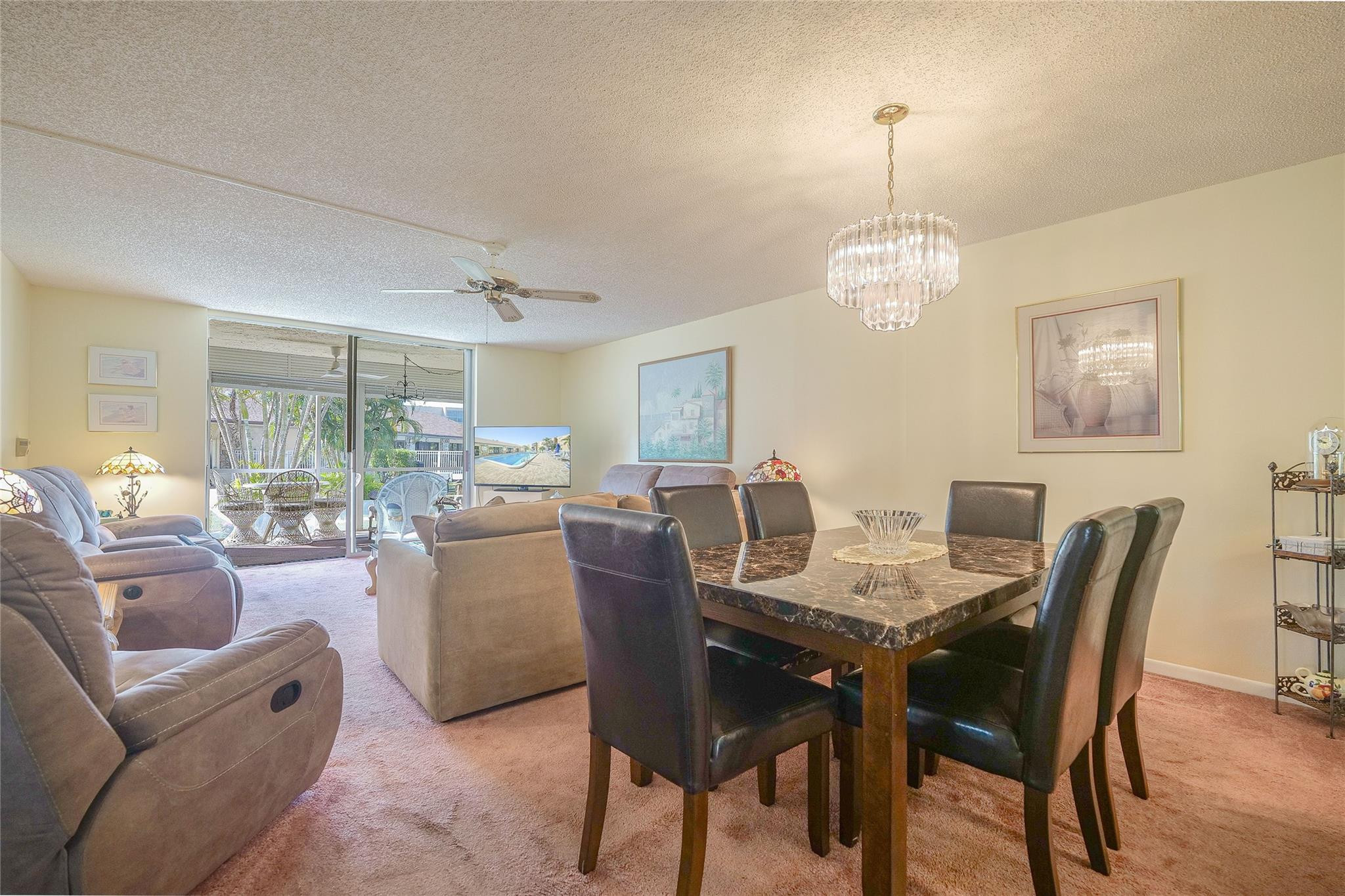 414 SE 10th St 101