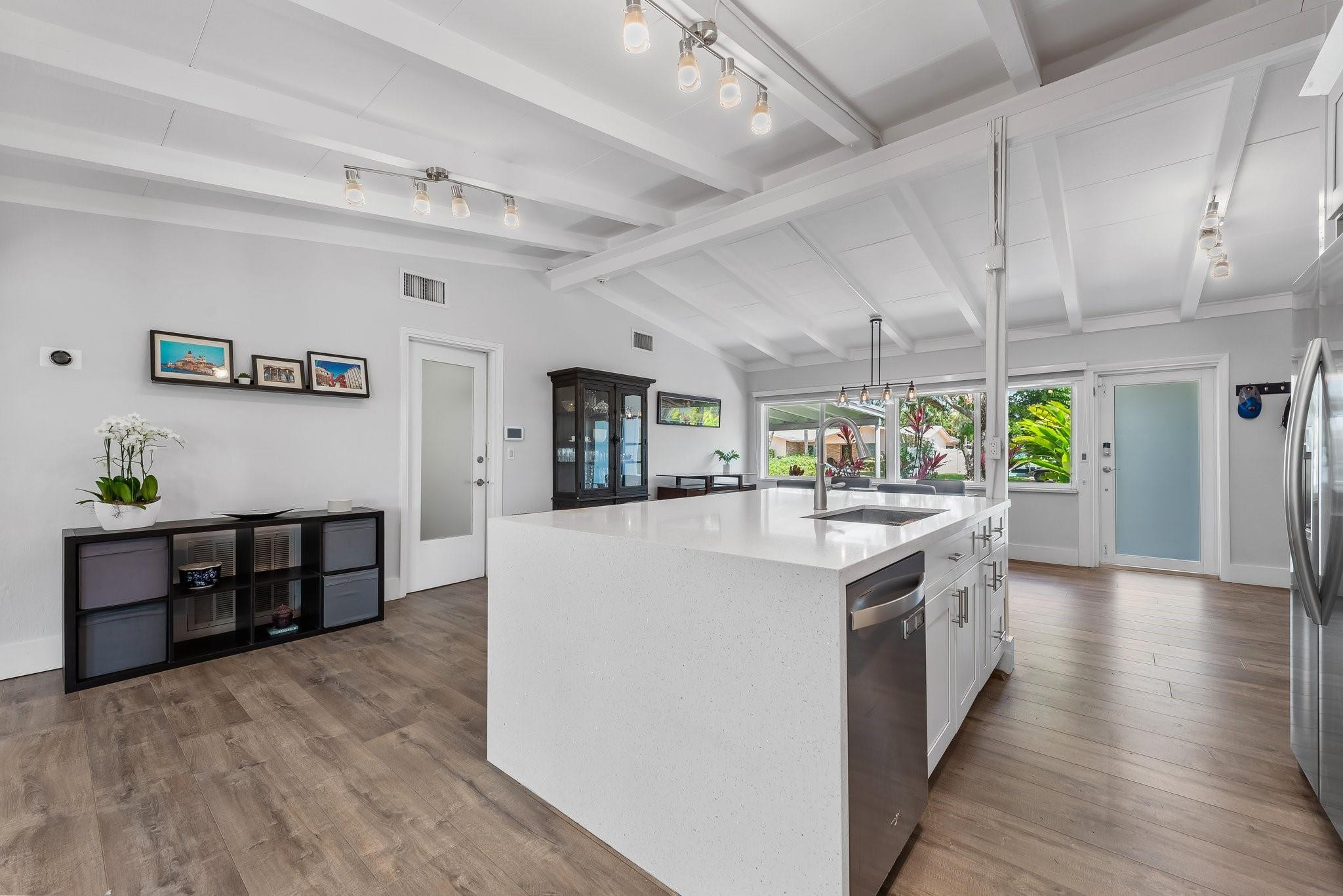 1519 SW 18th Ave
