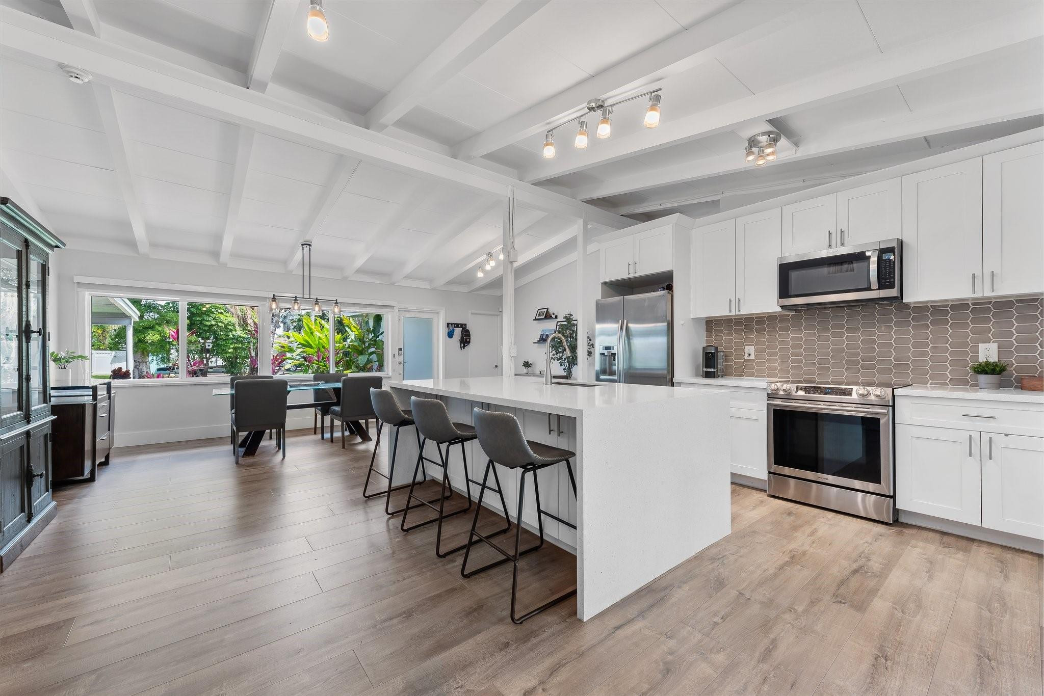 1519 SW 18th Ave