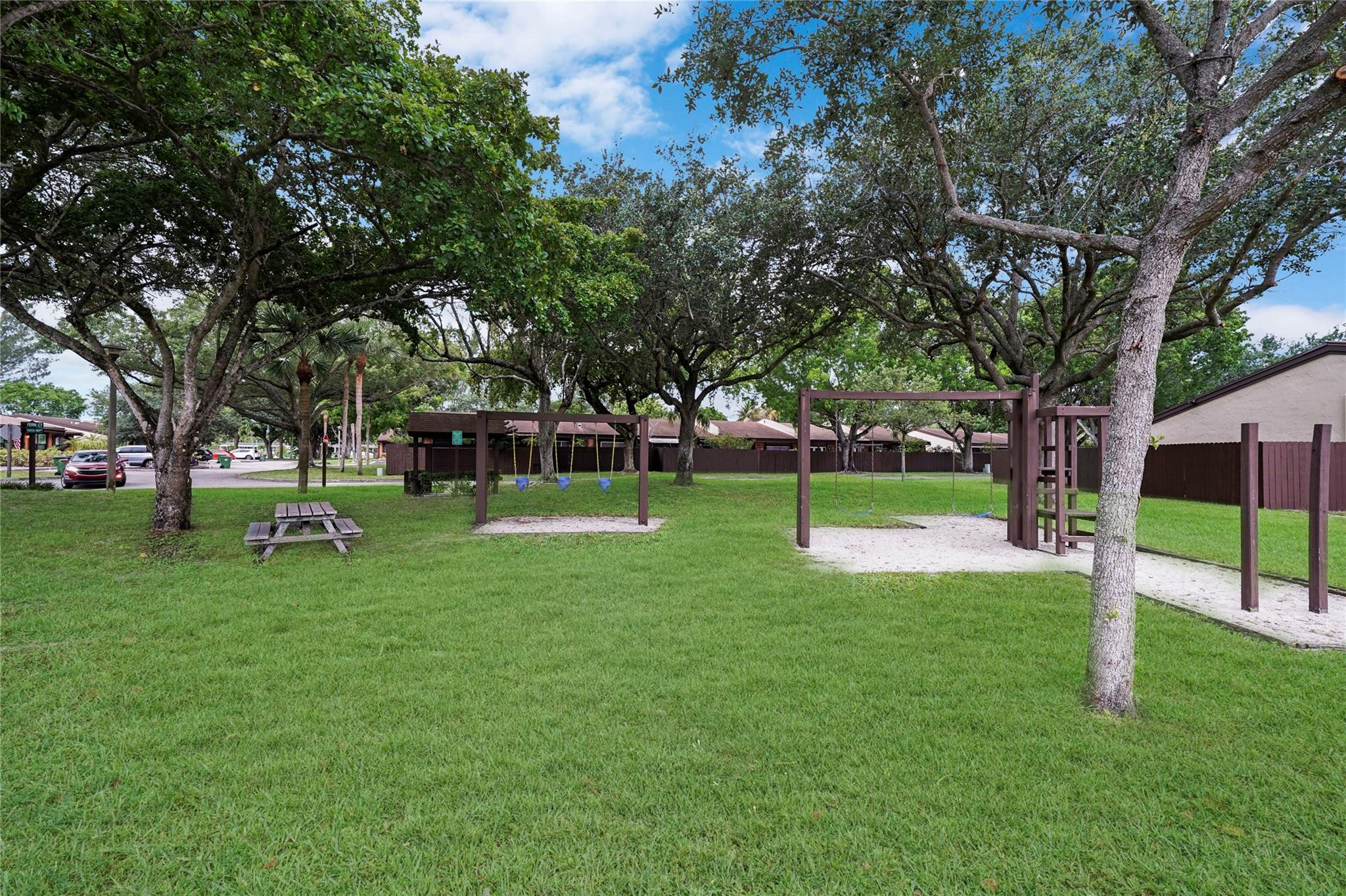 10311 Orange Court 10311