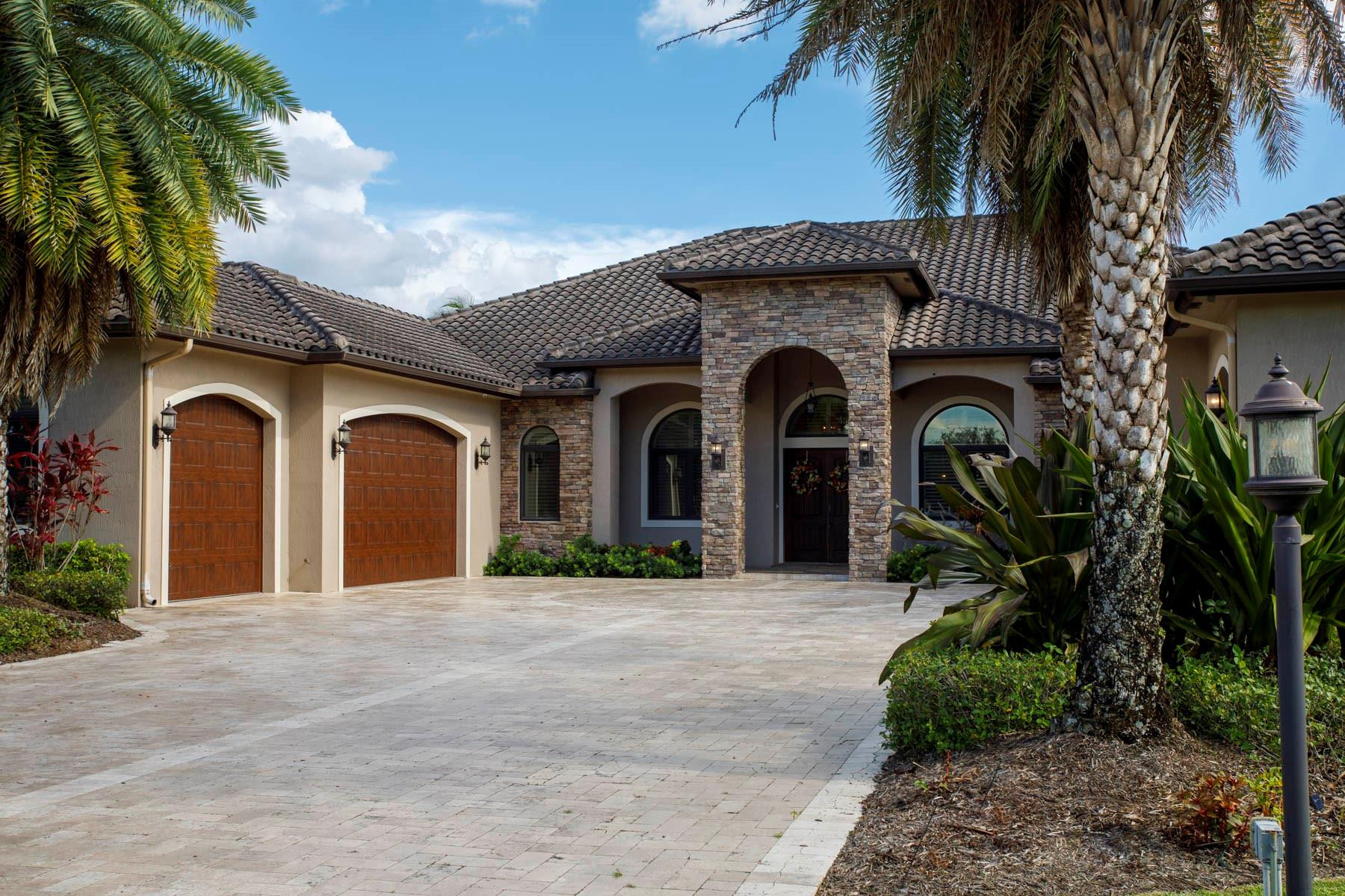 10500 N Camelot Cir