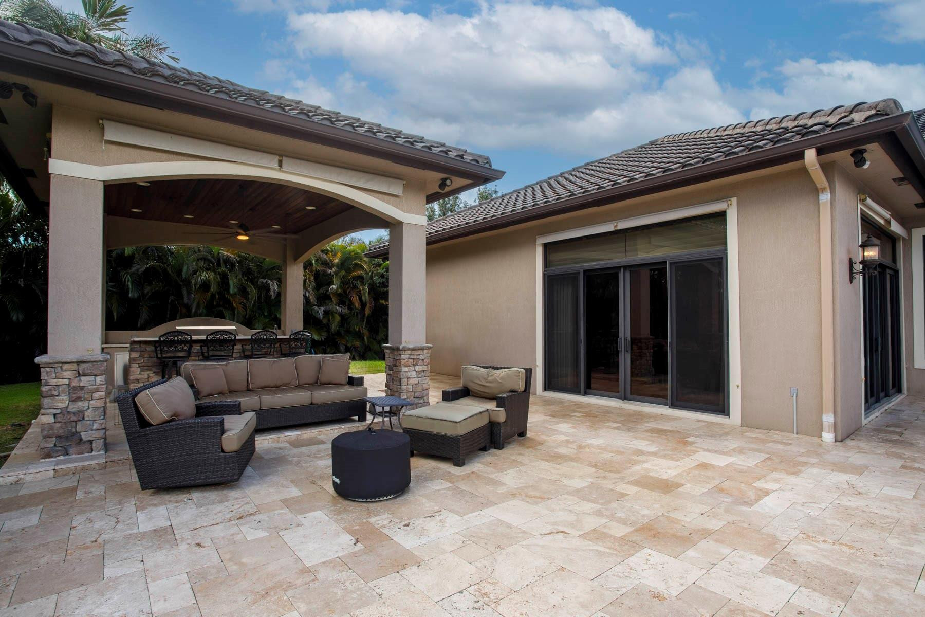 10500 N Camelot Cir