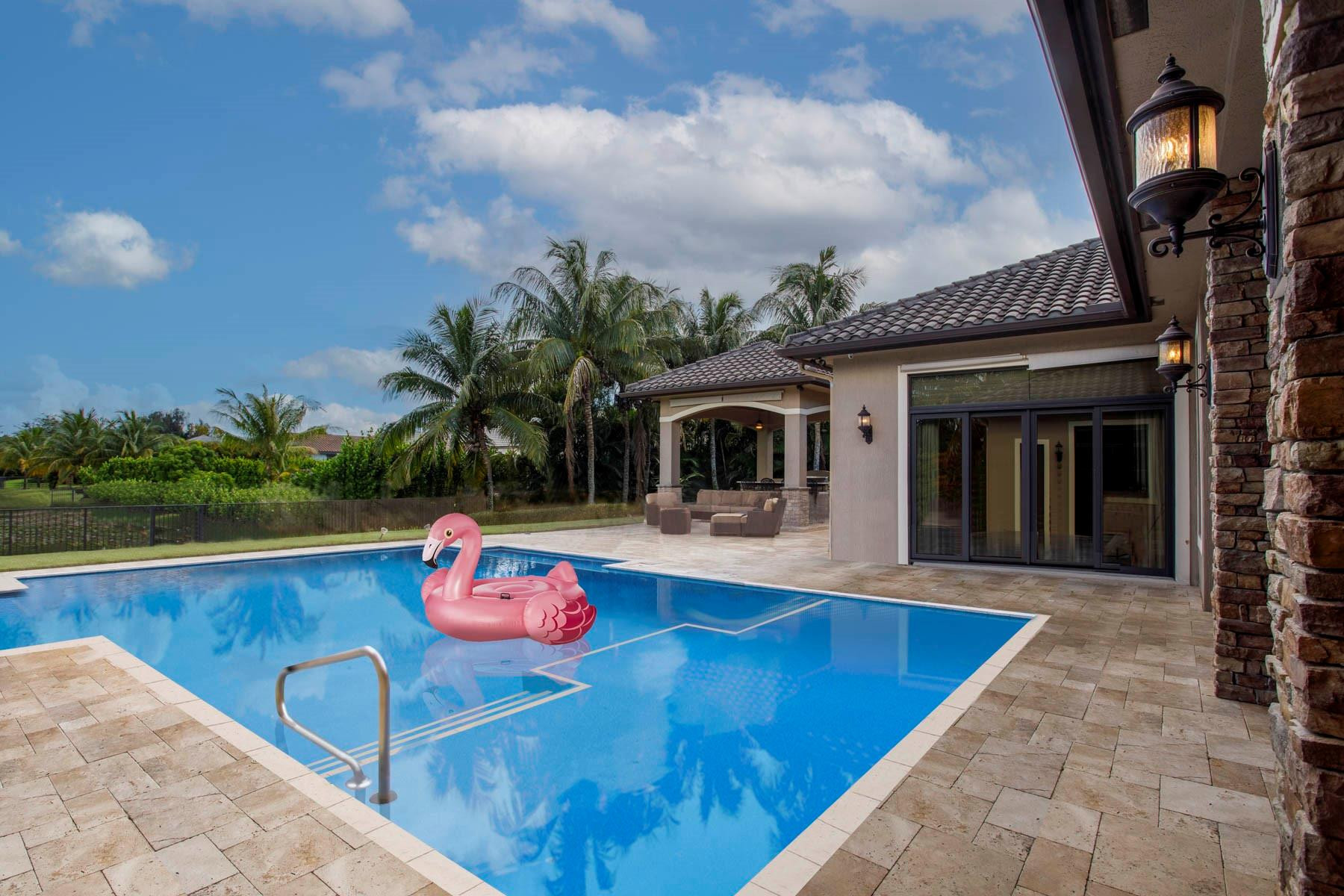 10500 N Camelot Cir