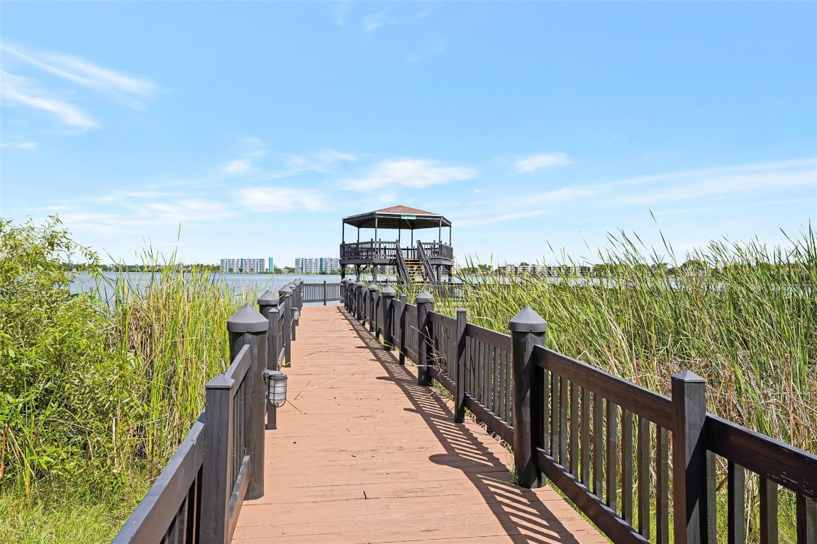 118 Lake Emerald Dr 107