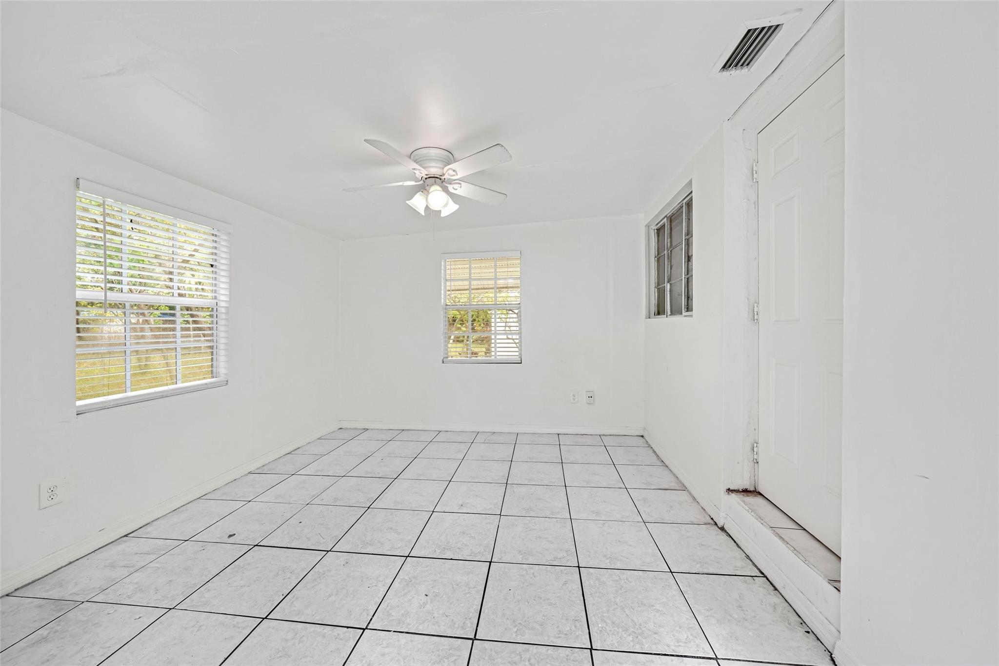 1075 NW 133rd St