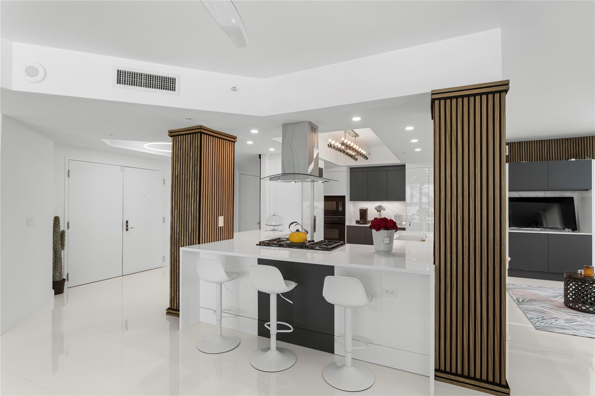 3535 S Ocean Dr 402