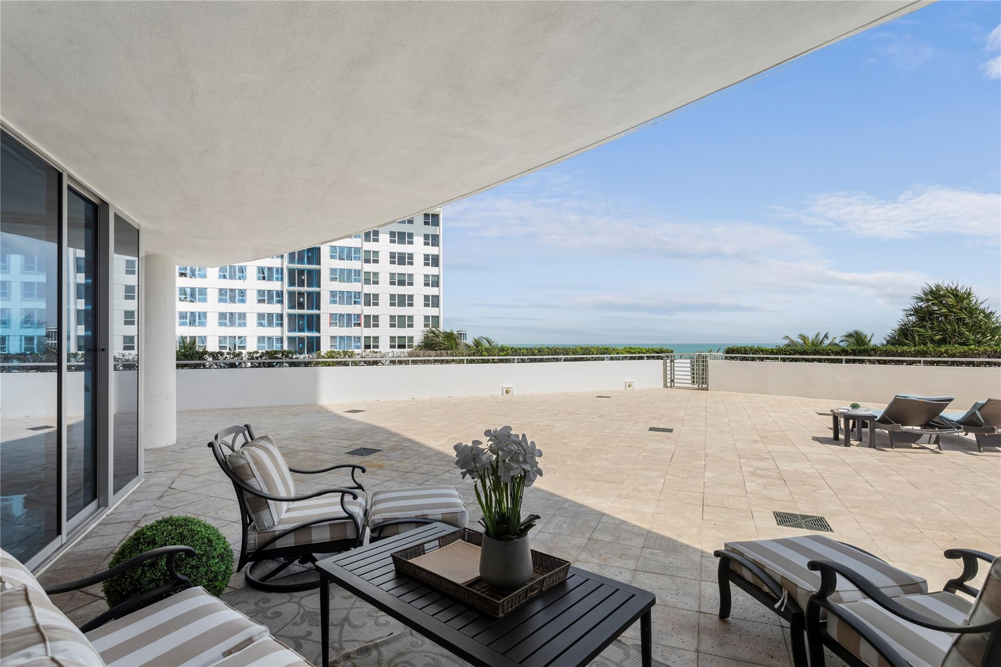 3535 S Ocean Dr 402