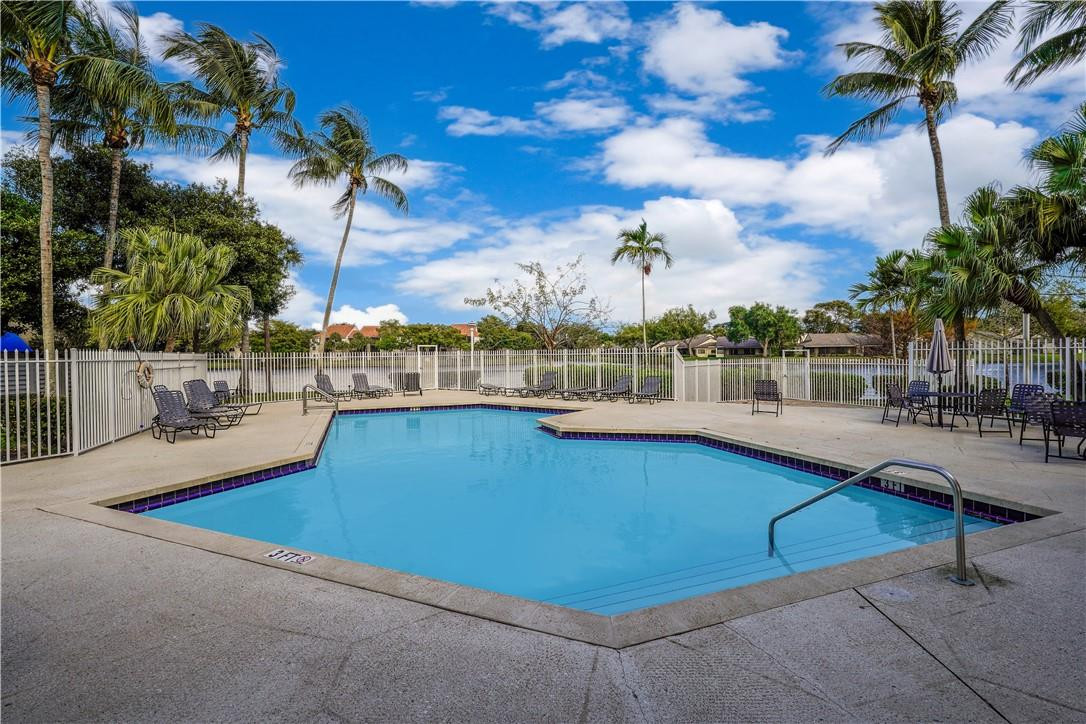 534 NW 98th Avenue 4