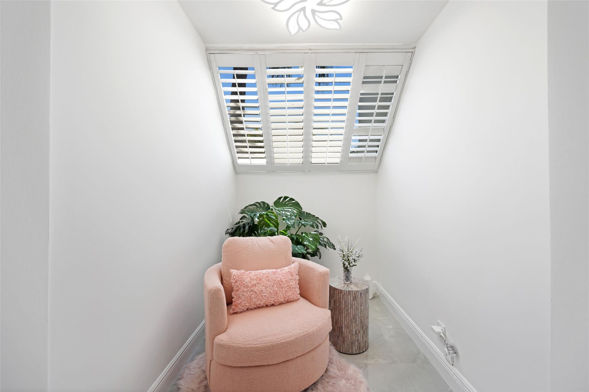 3559 Magellan Cir 326-2