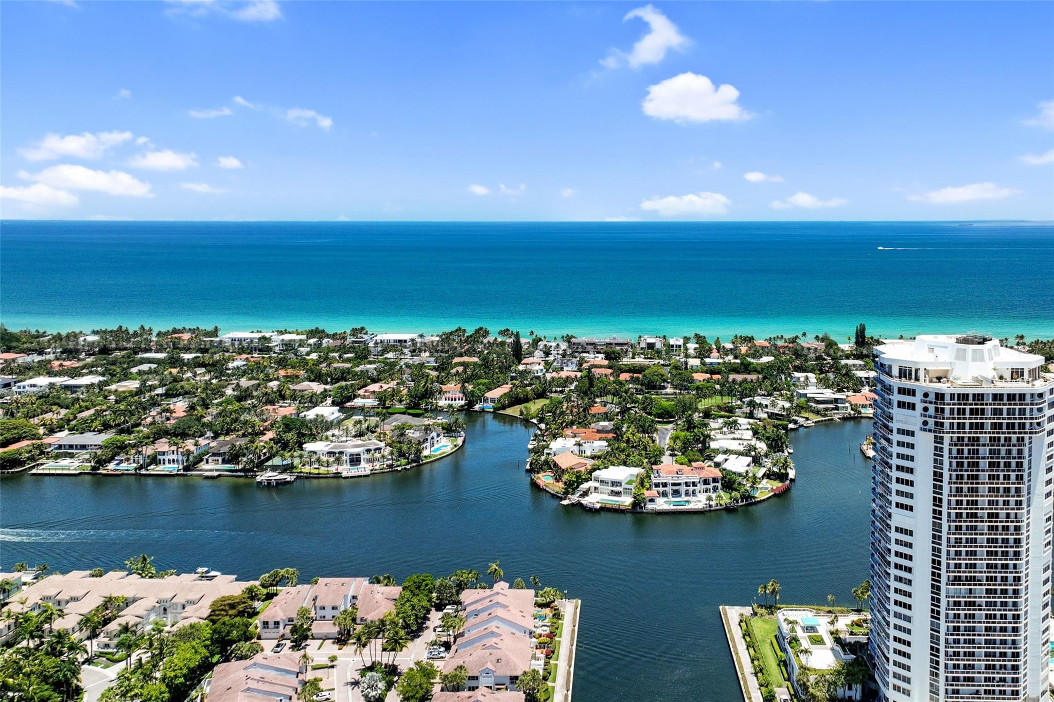 3559 Magellan Cir 326-2