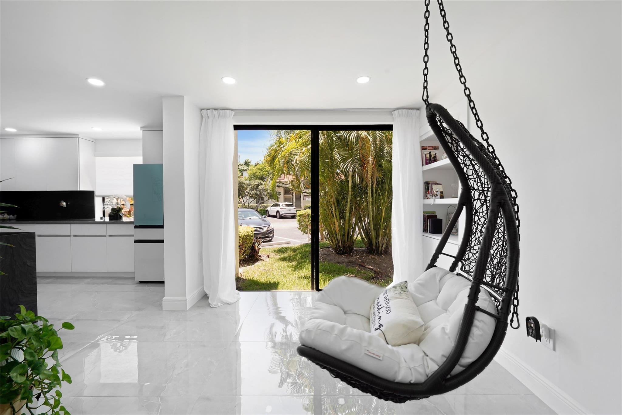 3559 Magellan Cir 326-2