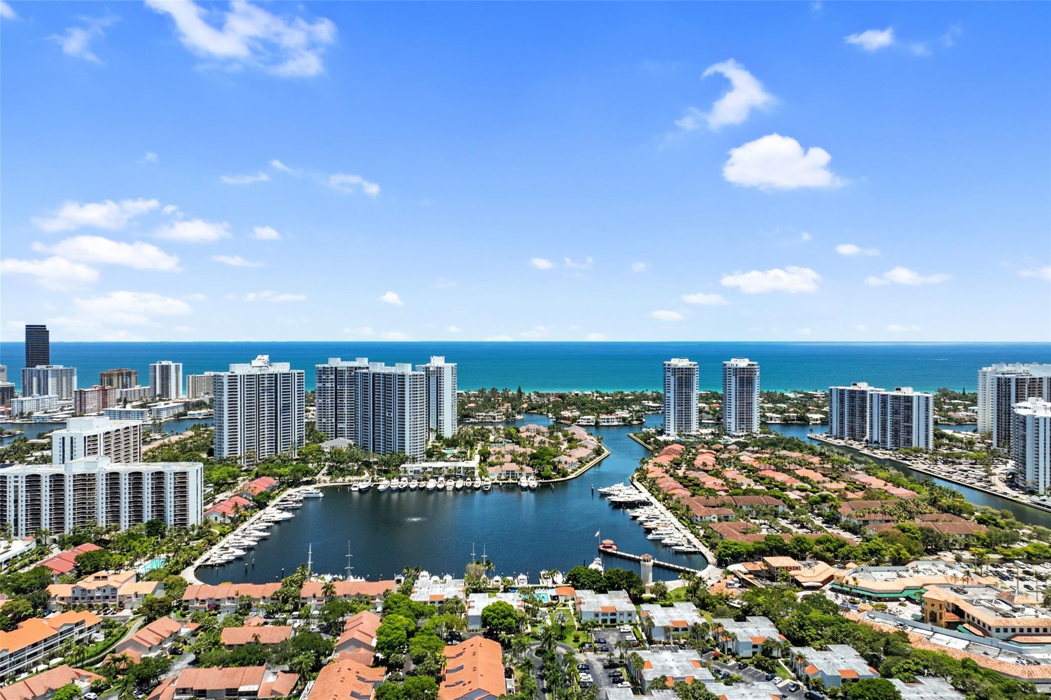 3559 Magellan Cir 326-2