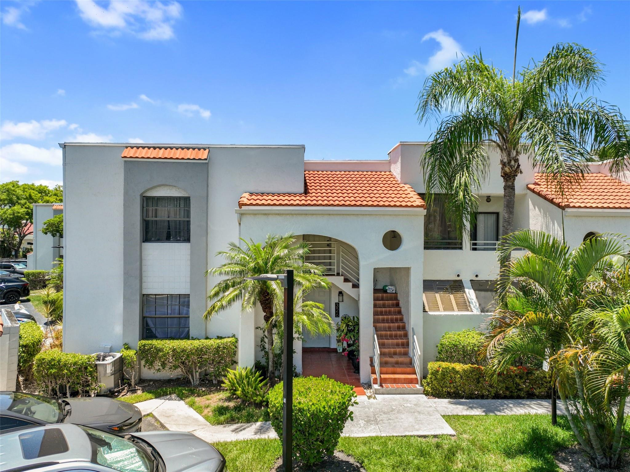3559 Magellan Cir 326-2