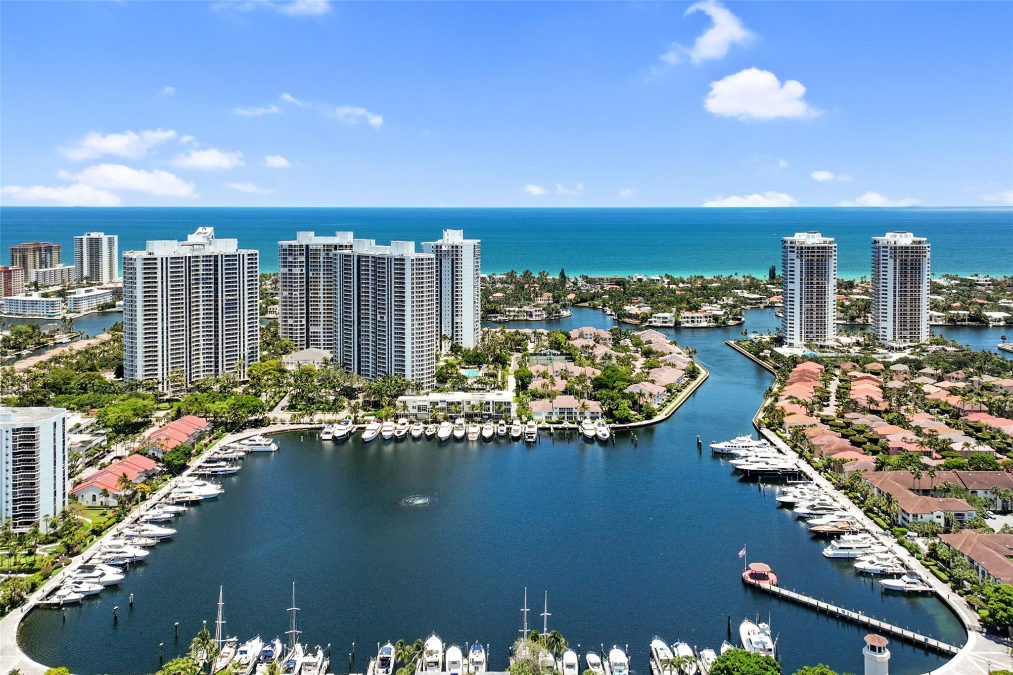 3559 Magellan Cir 326-2