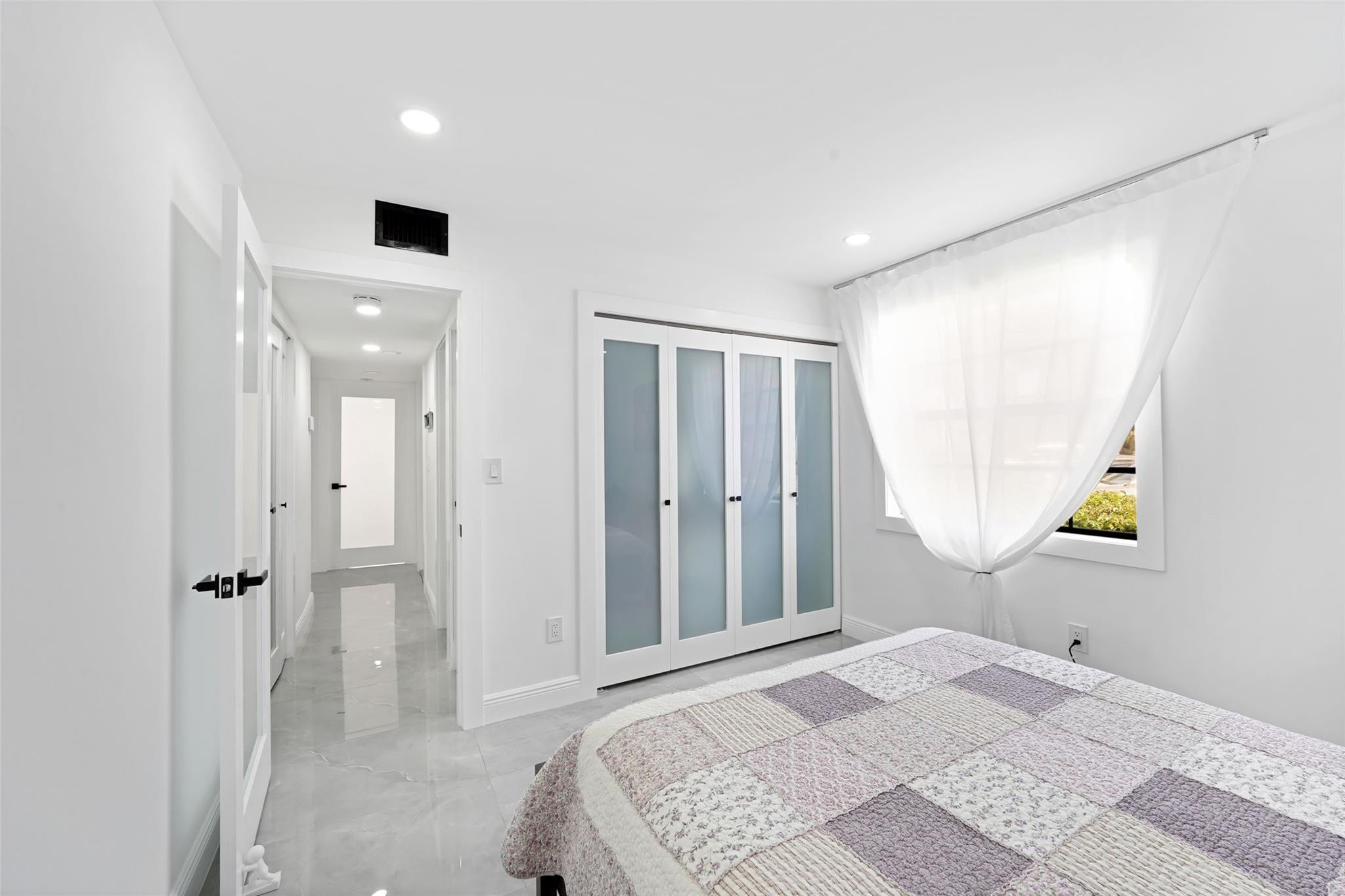 3559 Magellan Cir 326-2