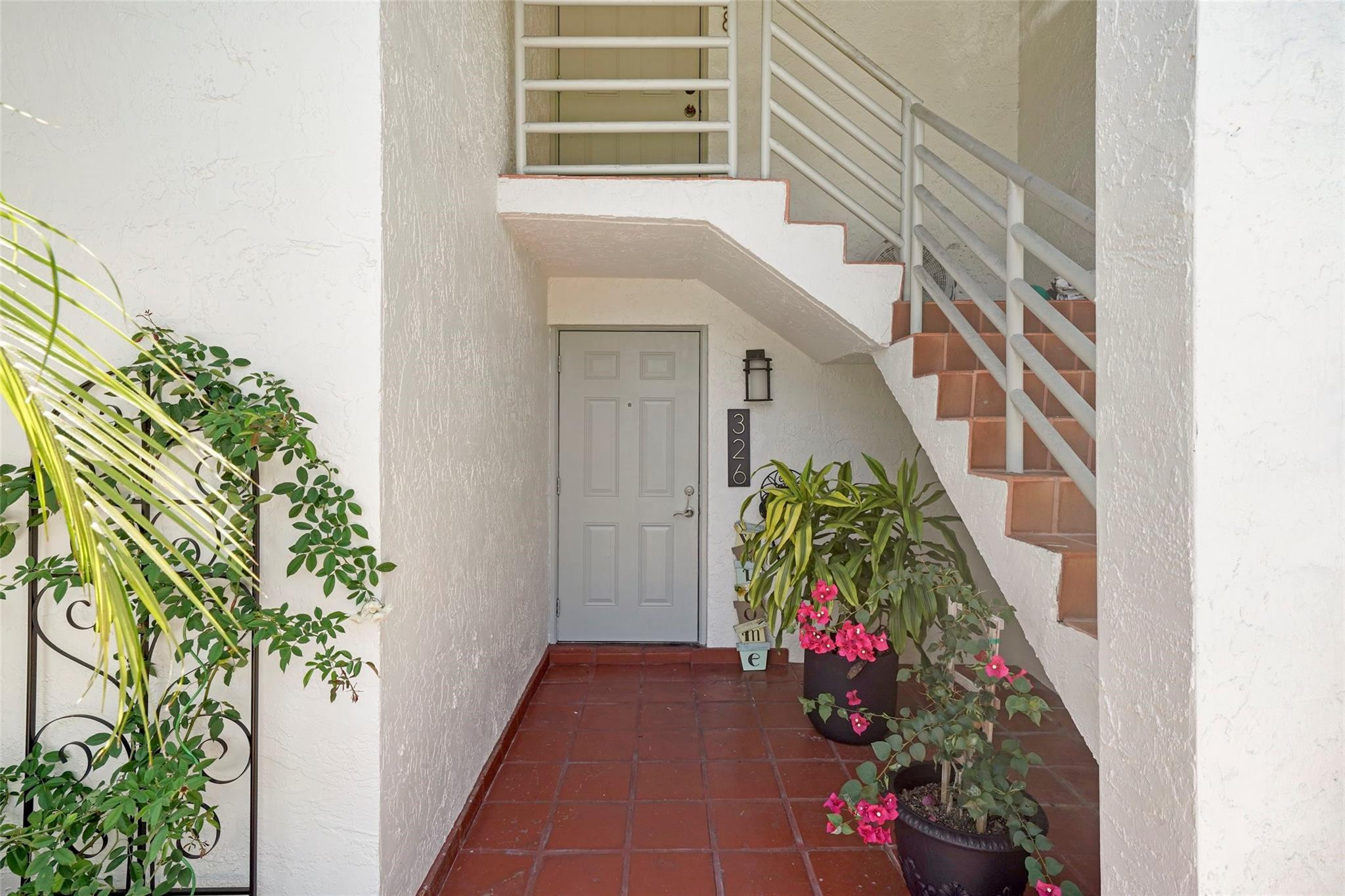 3559 Magellan Cir 326-2