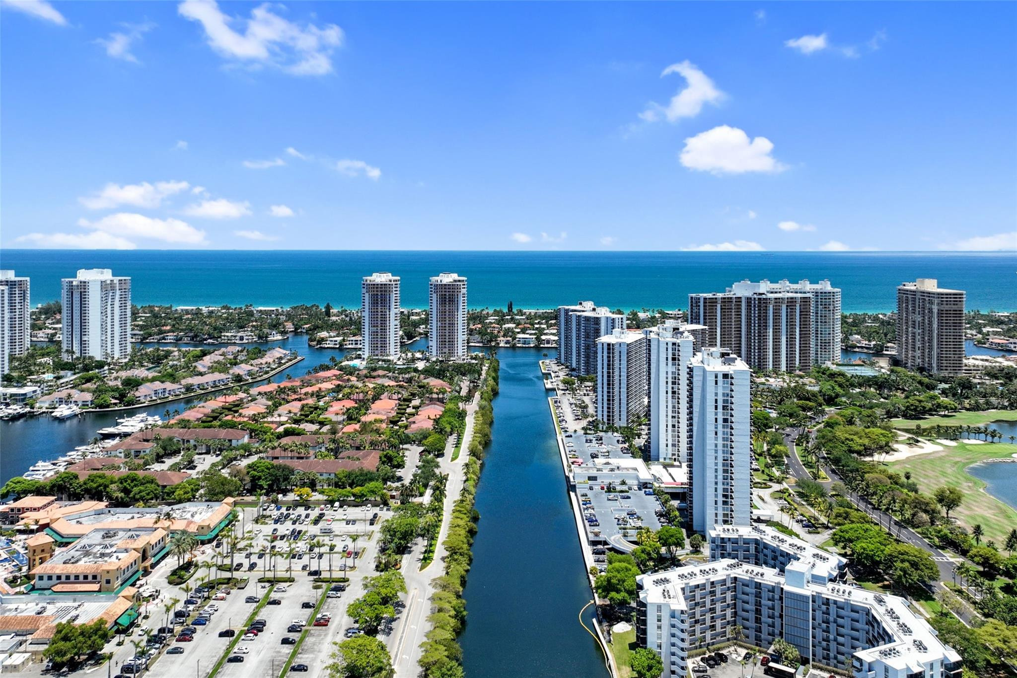 3559 Magellan Cir 326-2