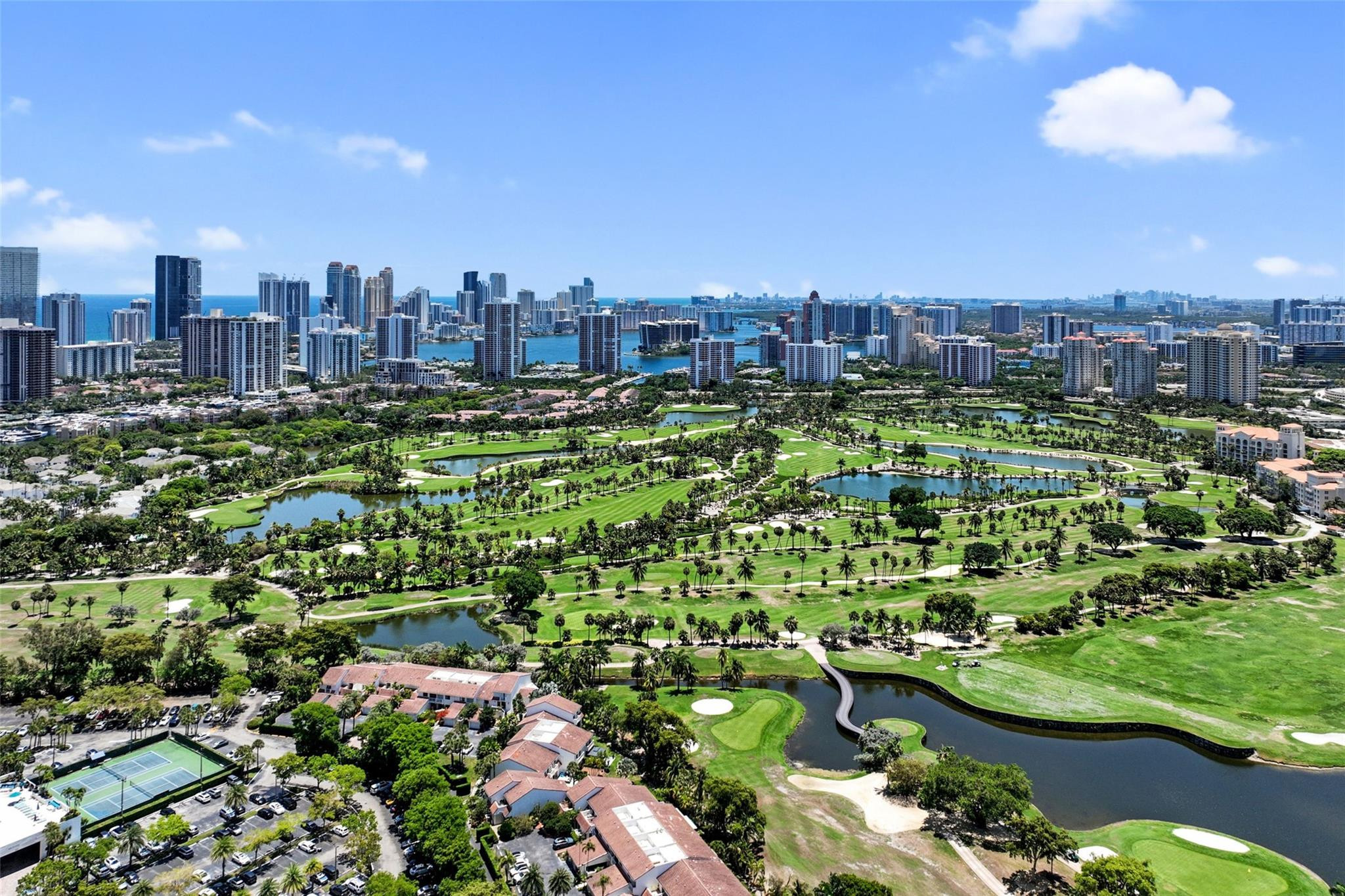 3559 Magellan Cir 326-2