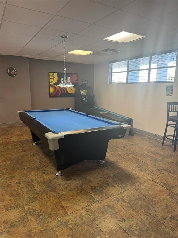 400 Leslie Dr 403