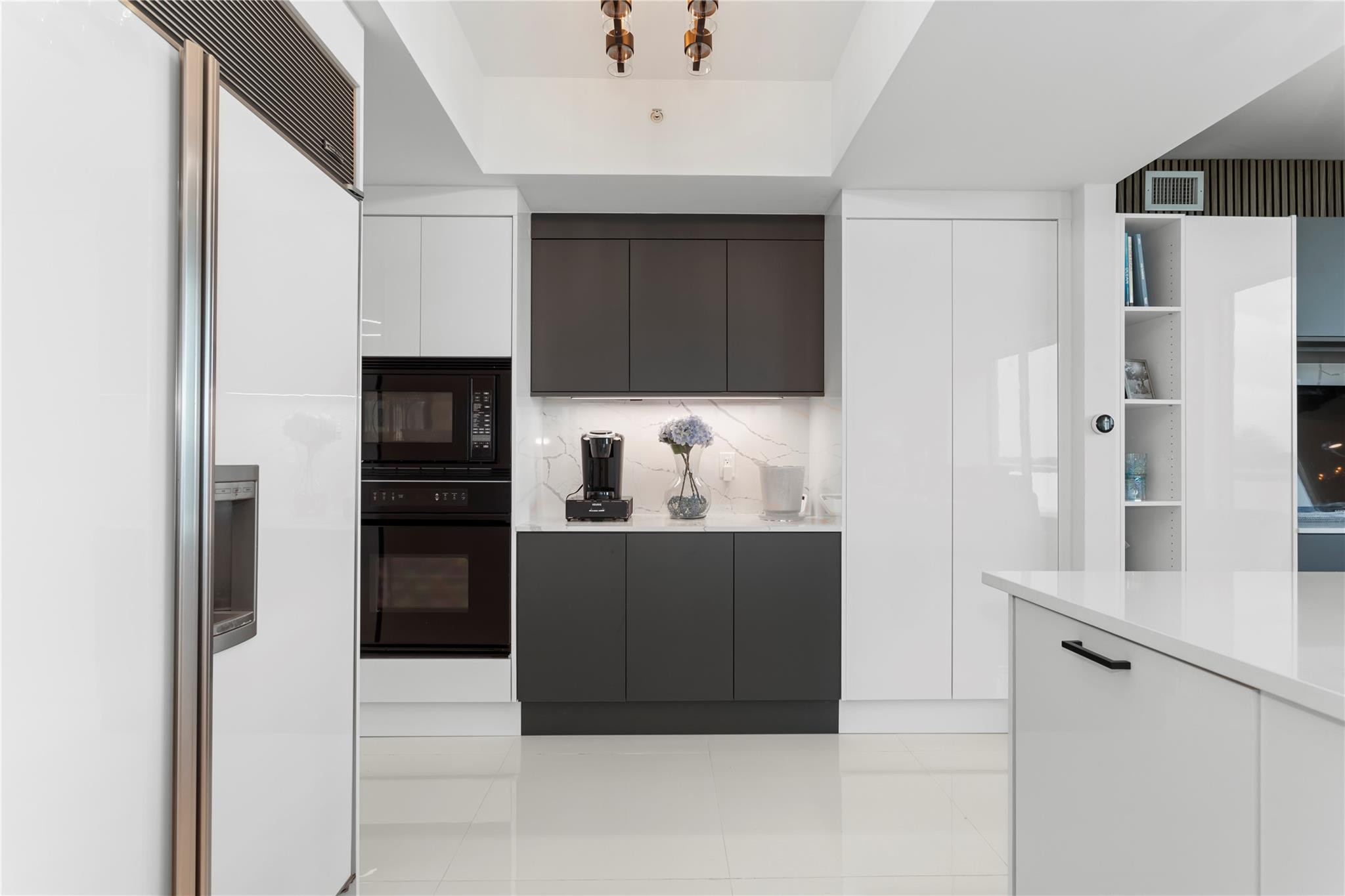 3535 S Ocean Dr 402
