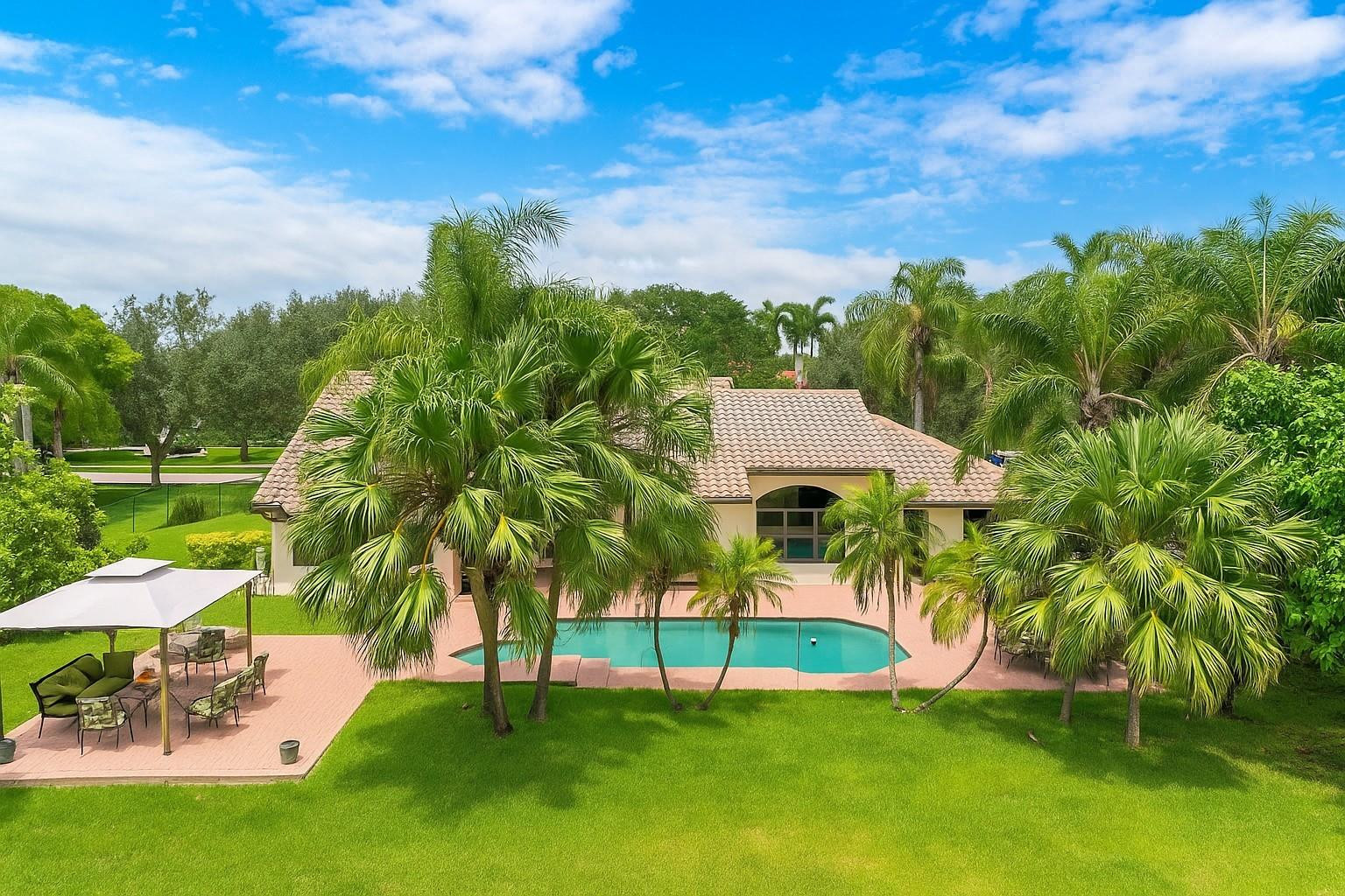 4150 SW 106th Ter