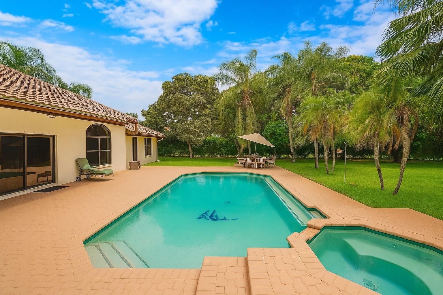 4150 SW 106th Ter