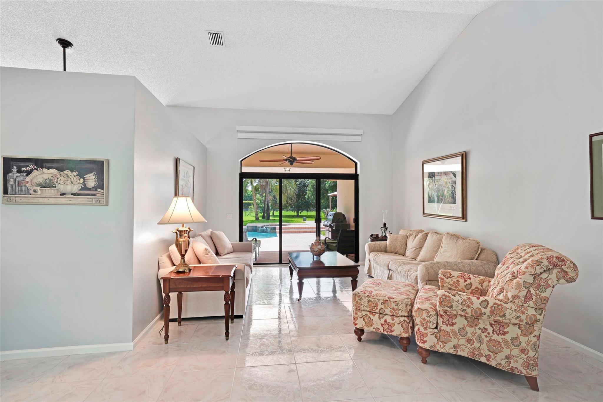 4150 SW 106th Ter