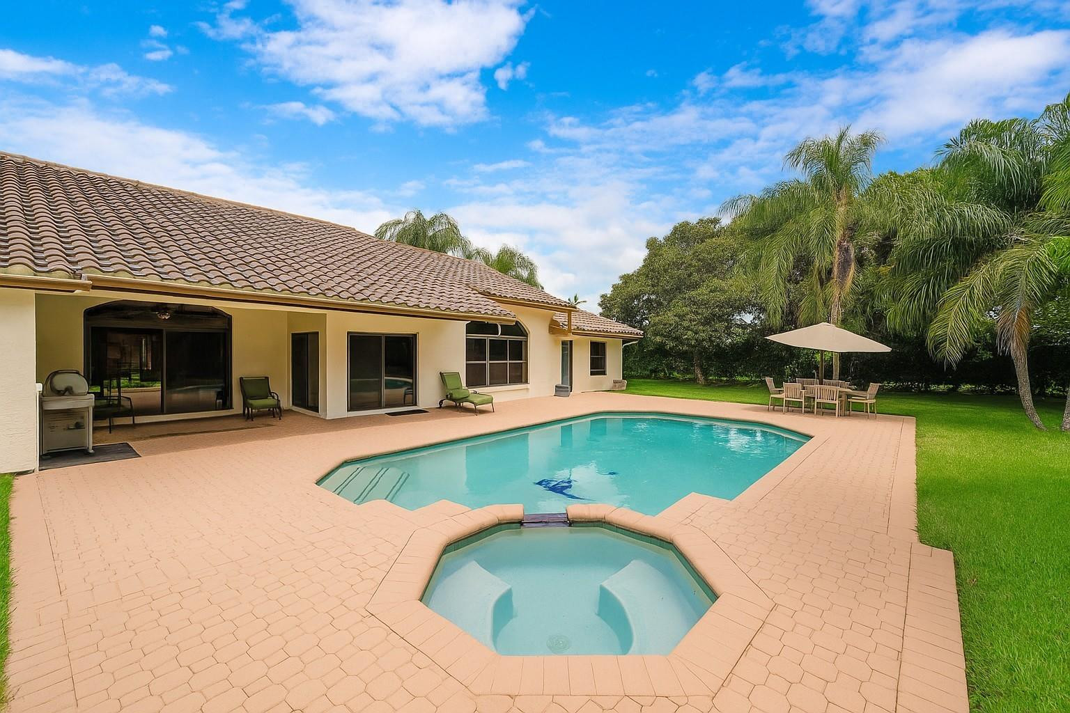 4150 SW 106th Ter