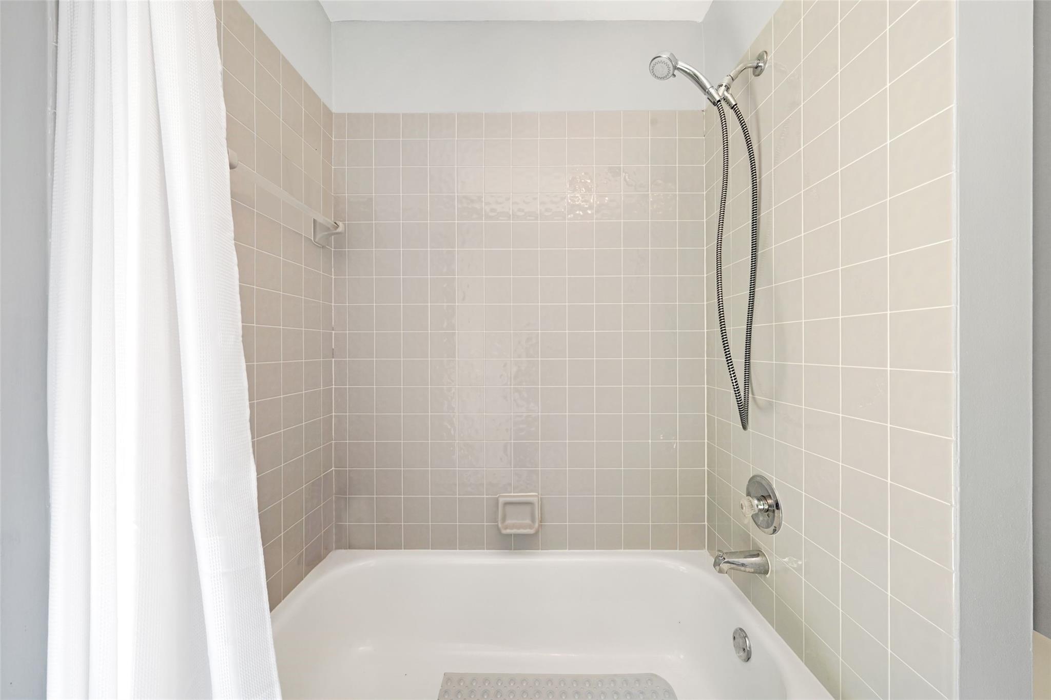 4150 SW 106th Ter
