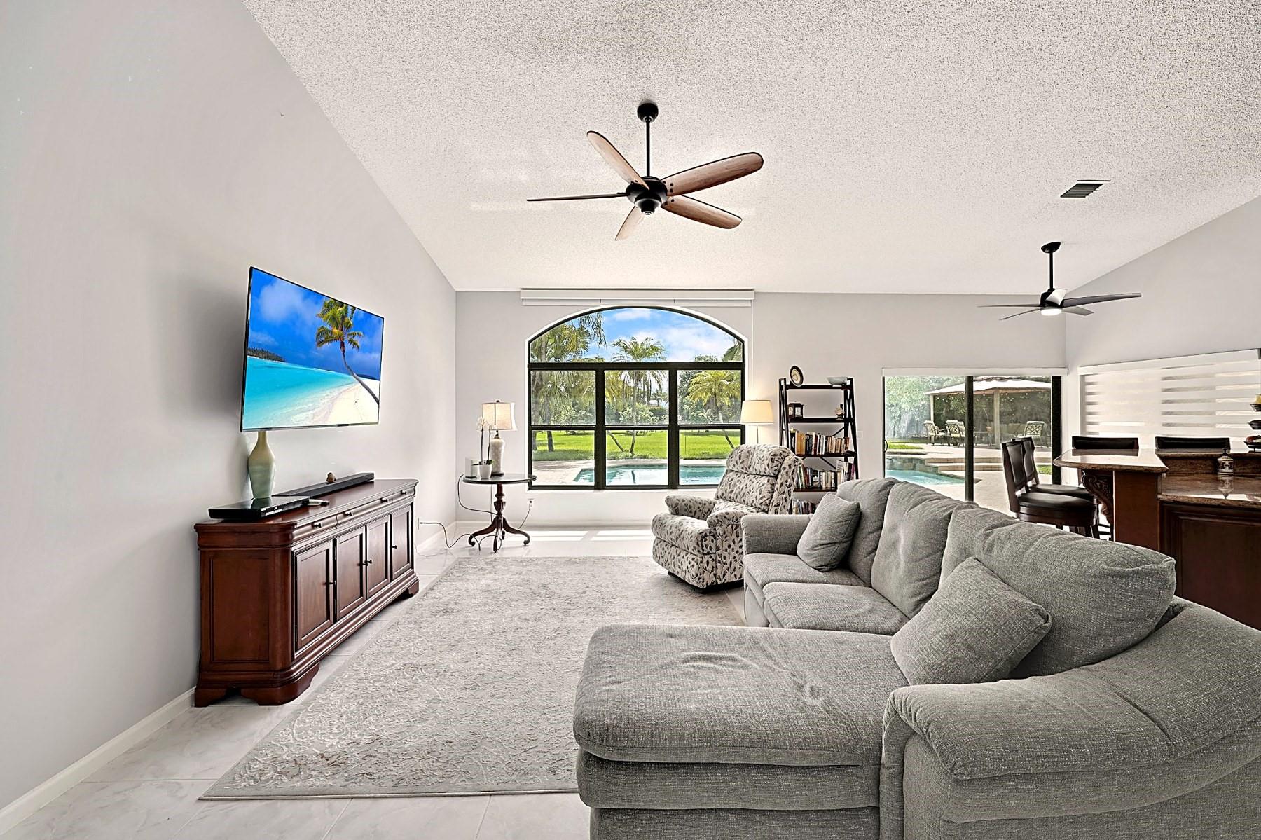 4150 SW 106th Ter