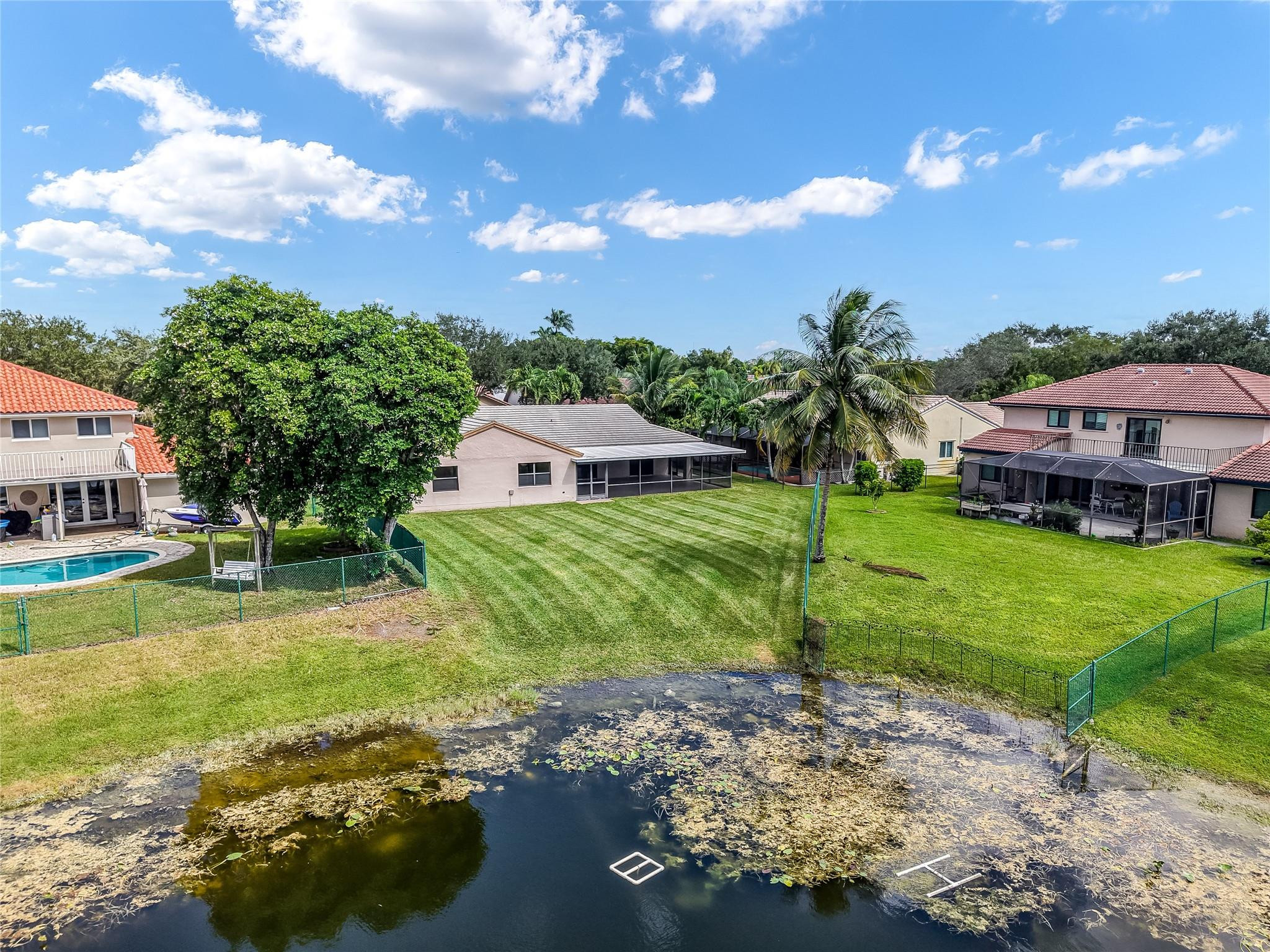 15600 Huntridge Rd