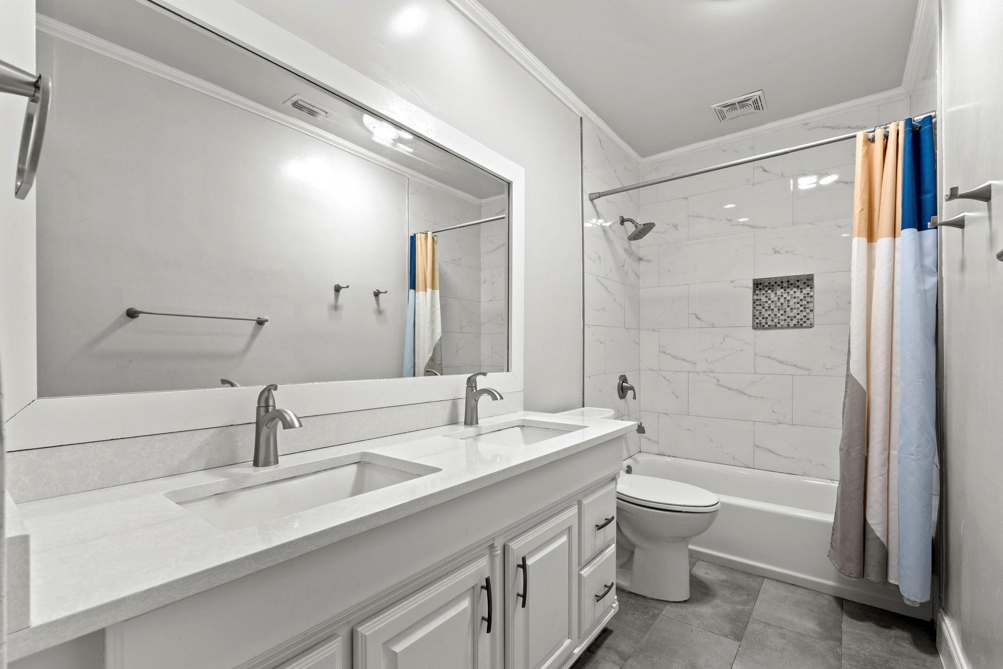 640 SW 74th Ter