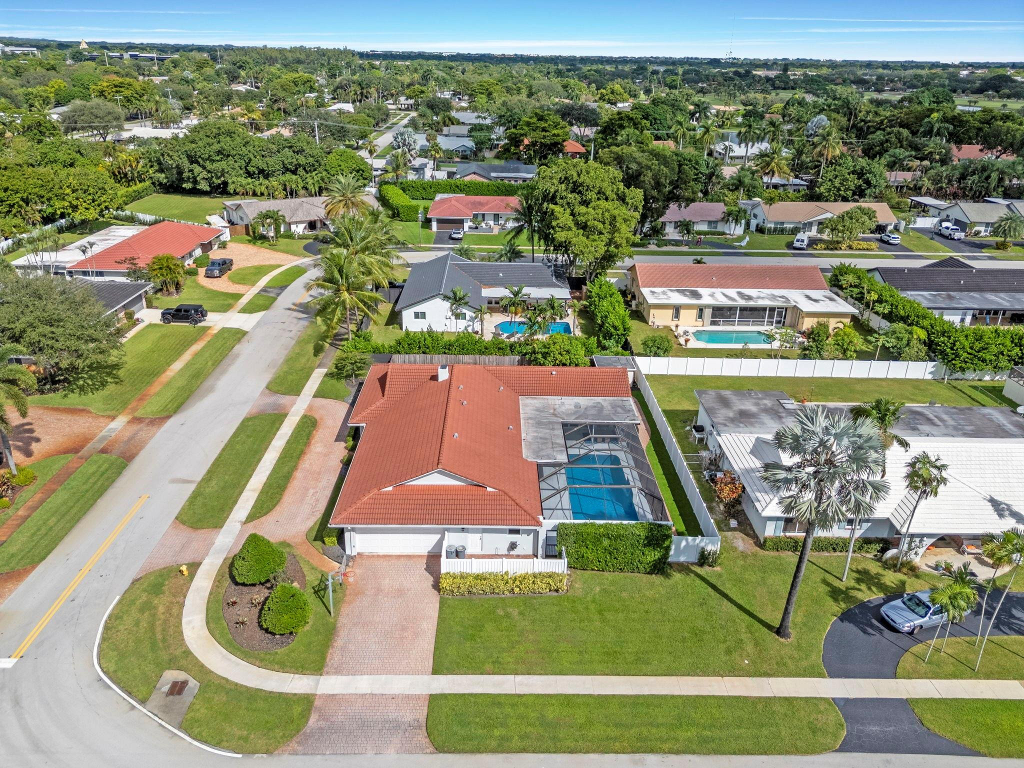 640 SW 74th Ter
