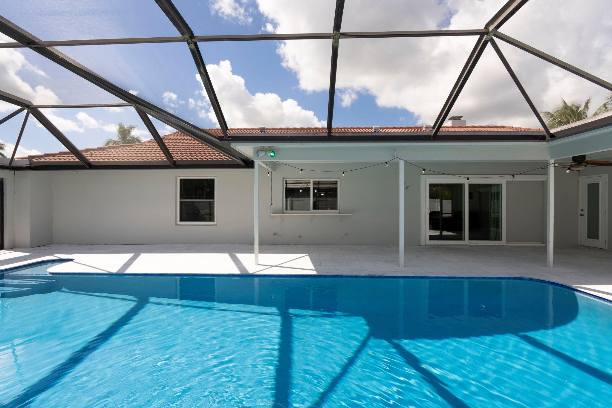 640 SW 74th Ter