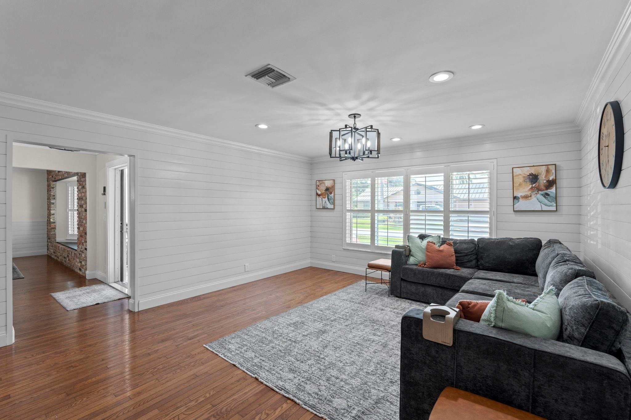 640 SW 74th Ter