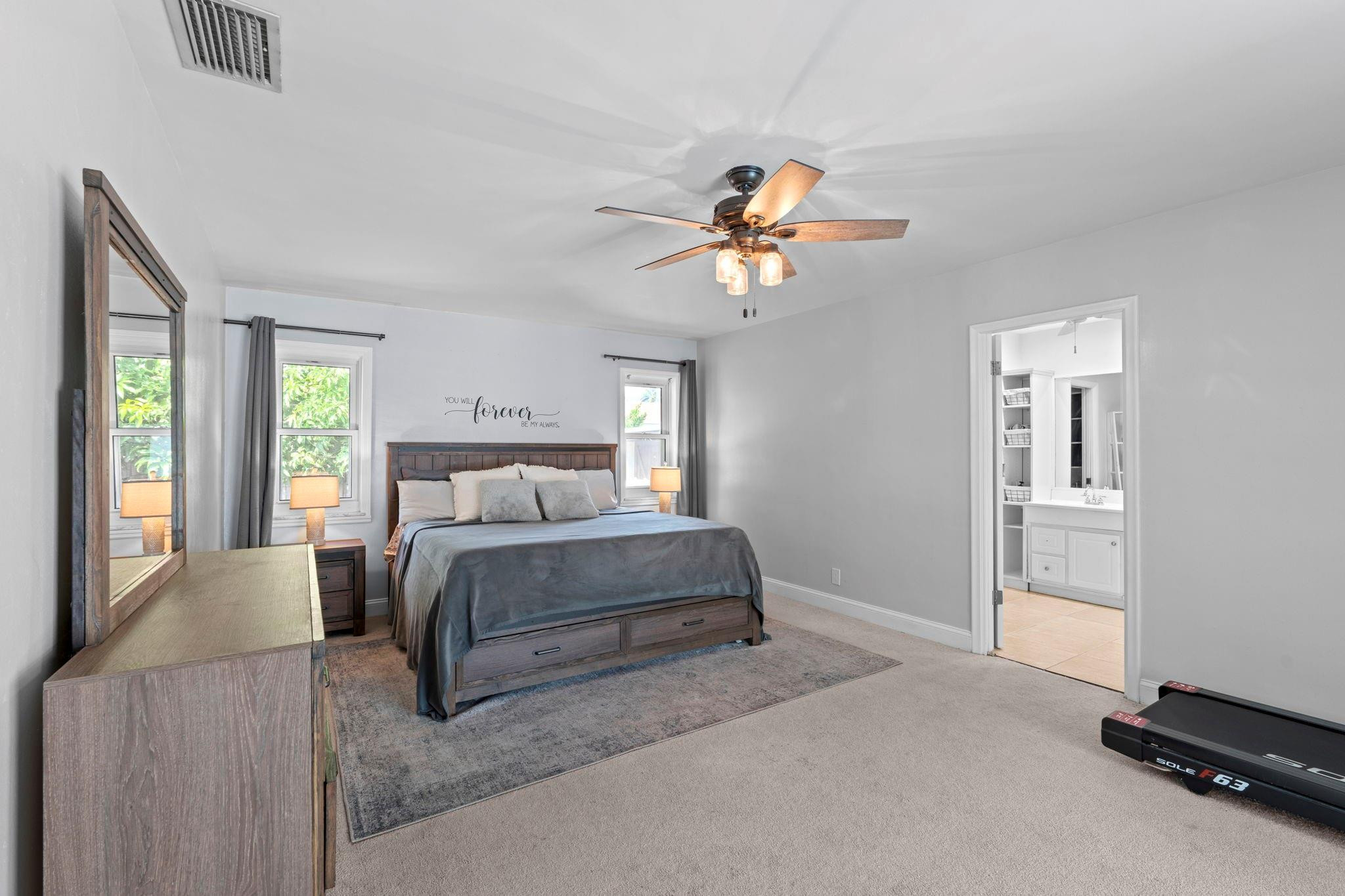640 SW 74th Ter
