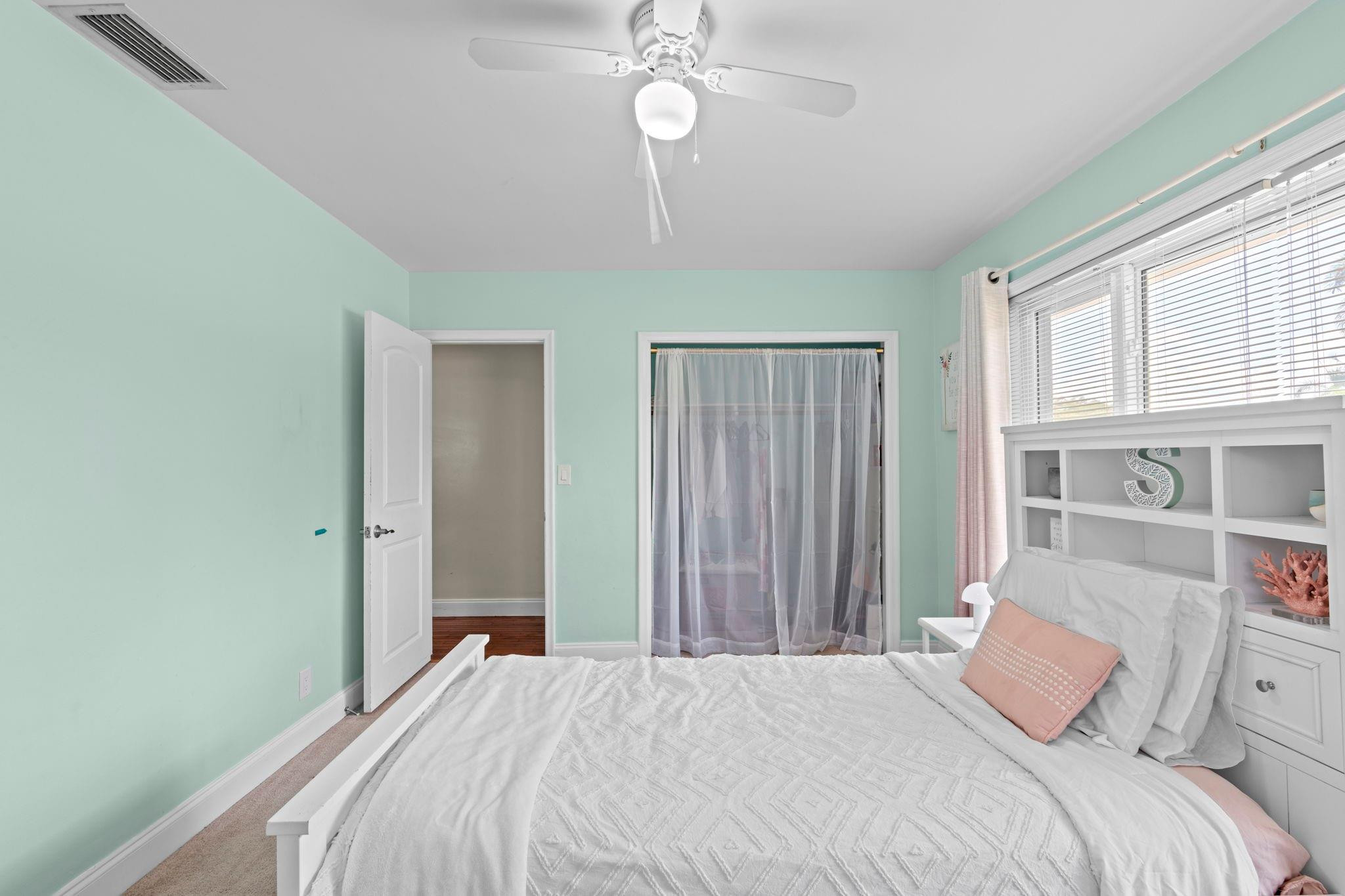 640 SW 74th Ter