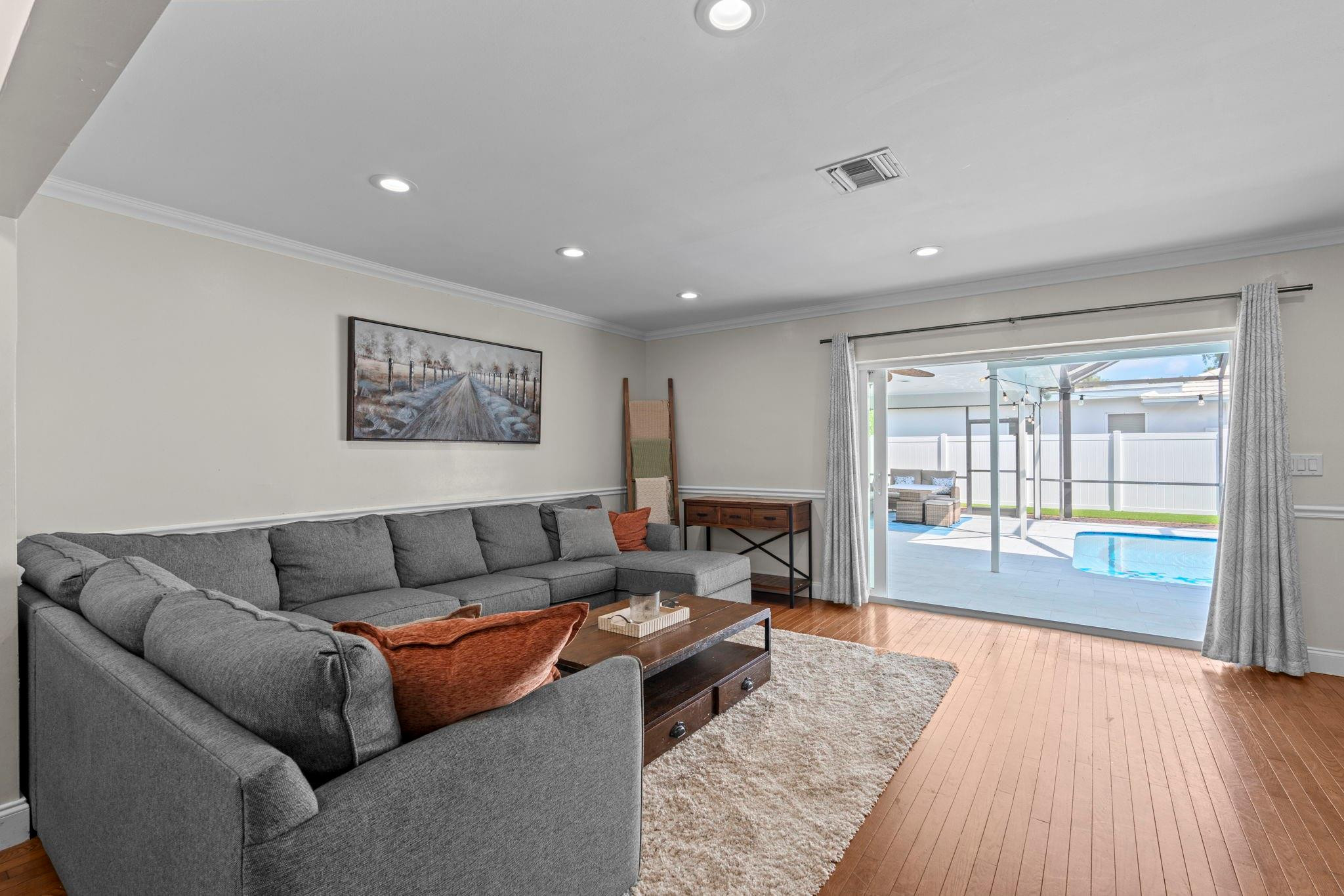 640 SW 74th Ter